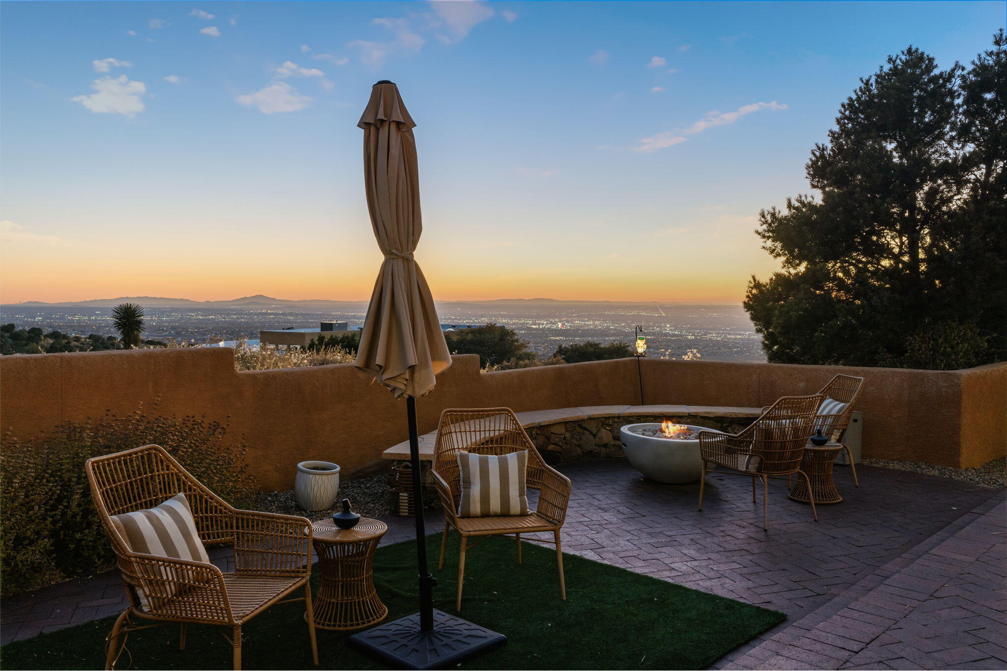 18 Tierra Monte Street NE