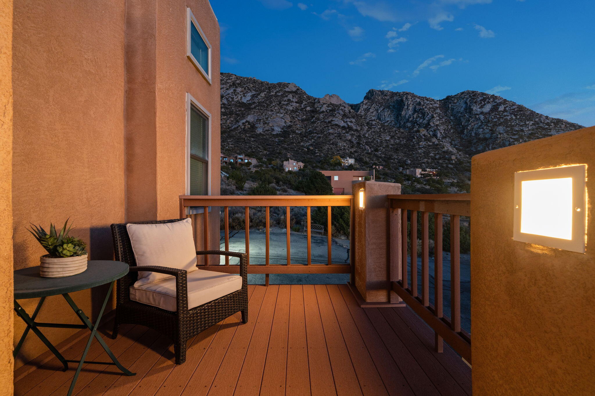 18 Tierra Monte Street NE