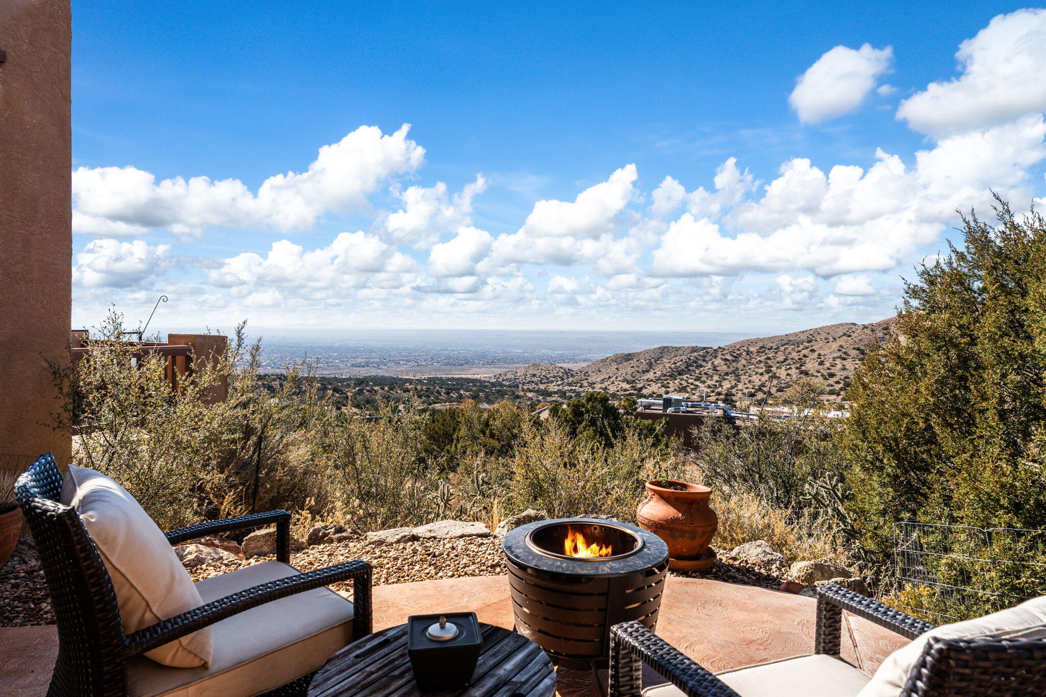 18 Tierra Monte Street NE