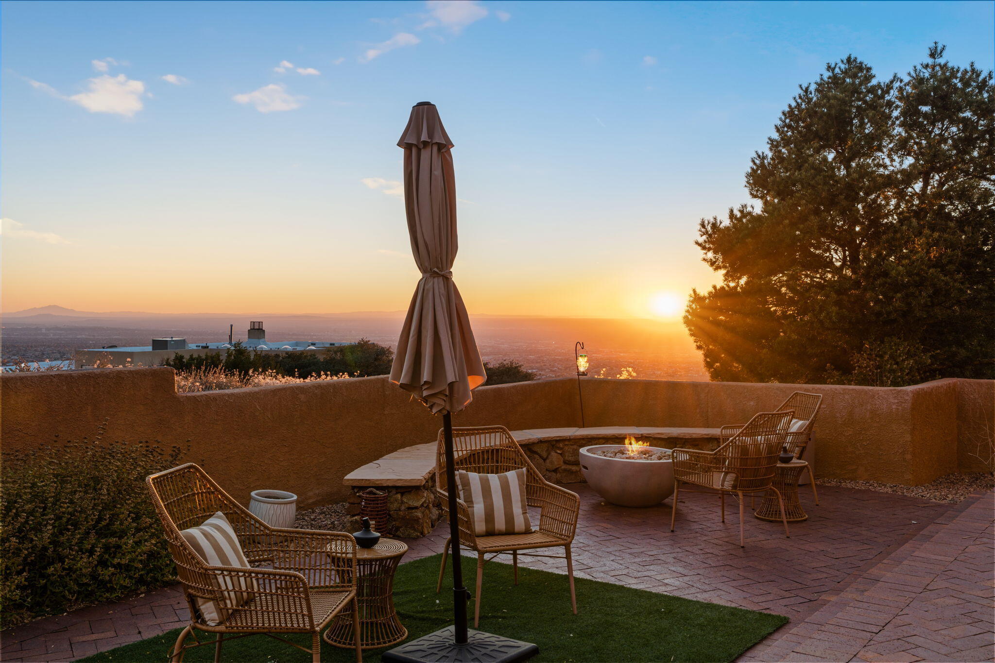 18 Tierra Monte Street NE