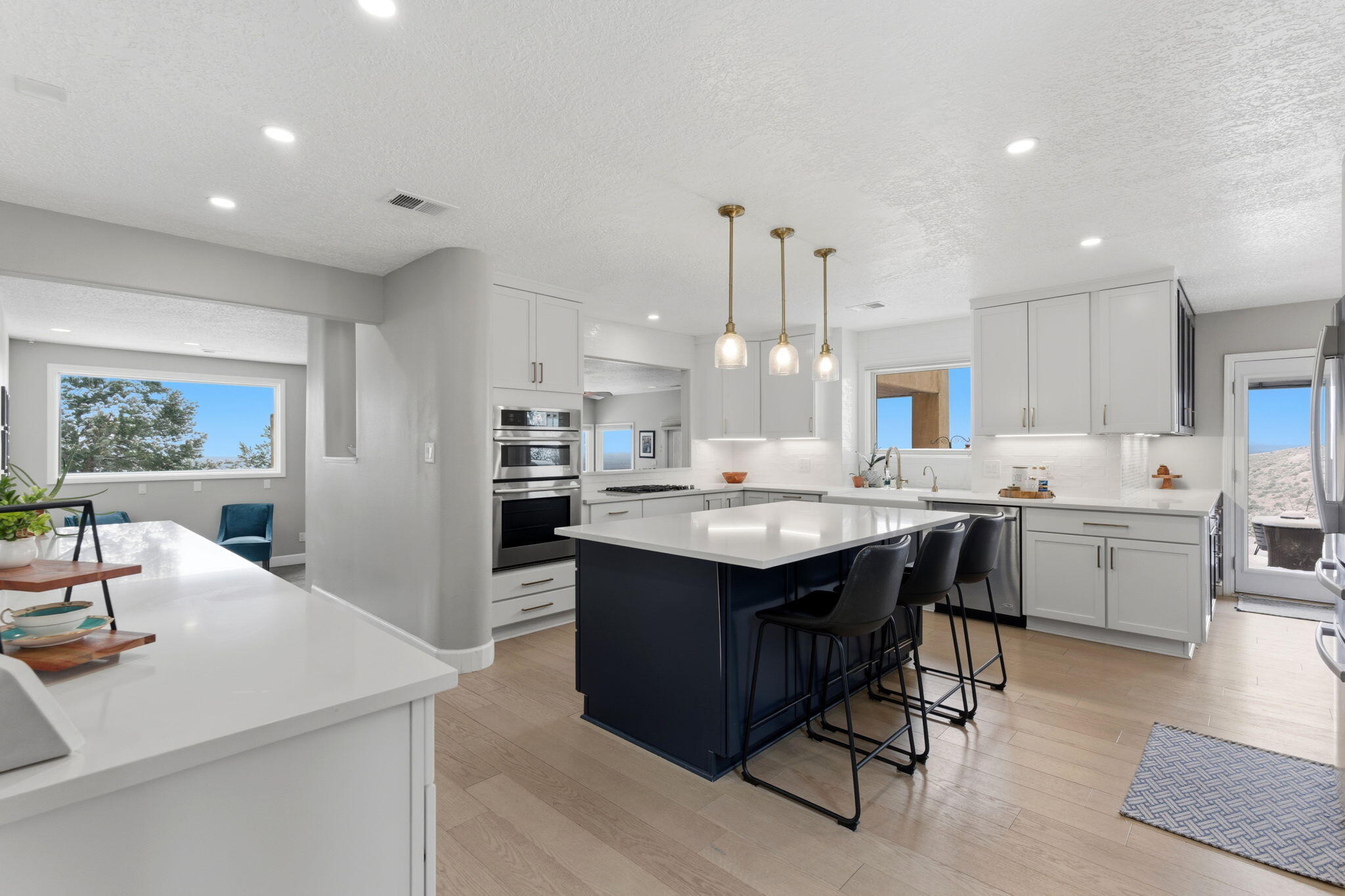 18 Tierra Monte Street NE