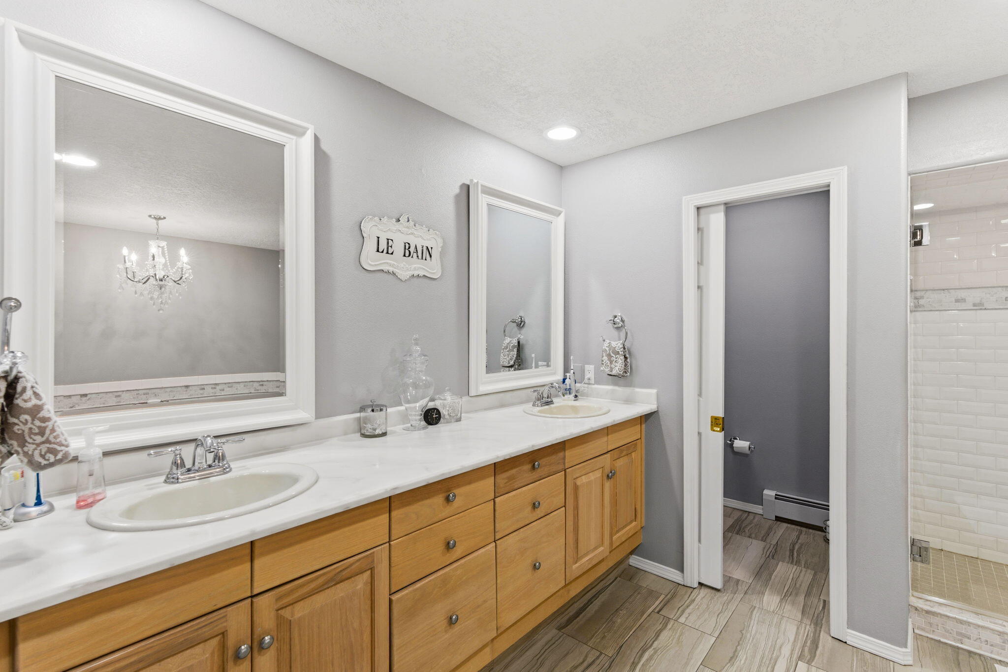 18 Tierra Monte Street NE