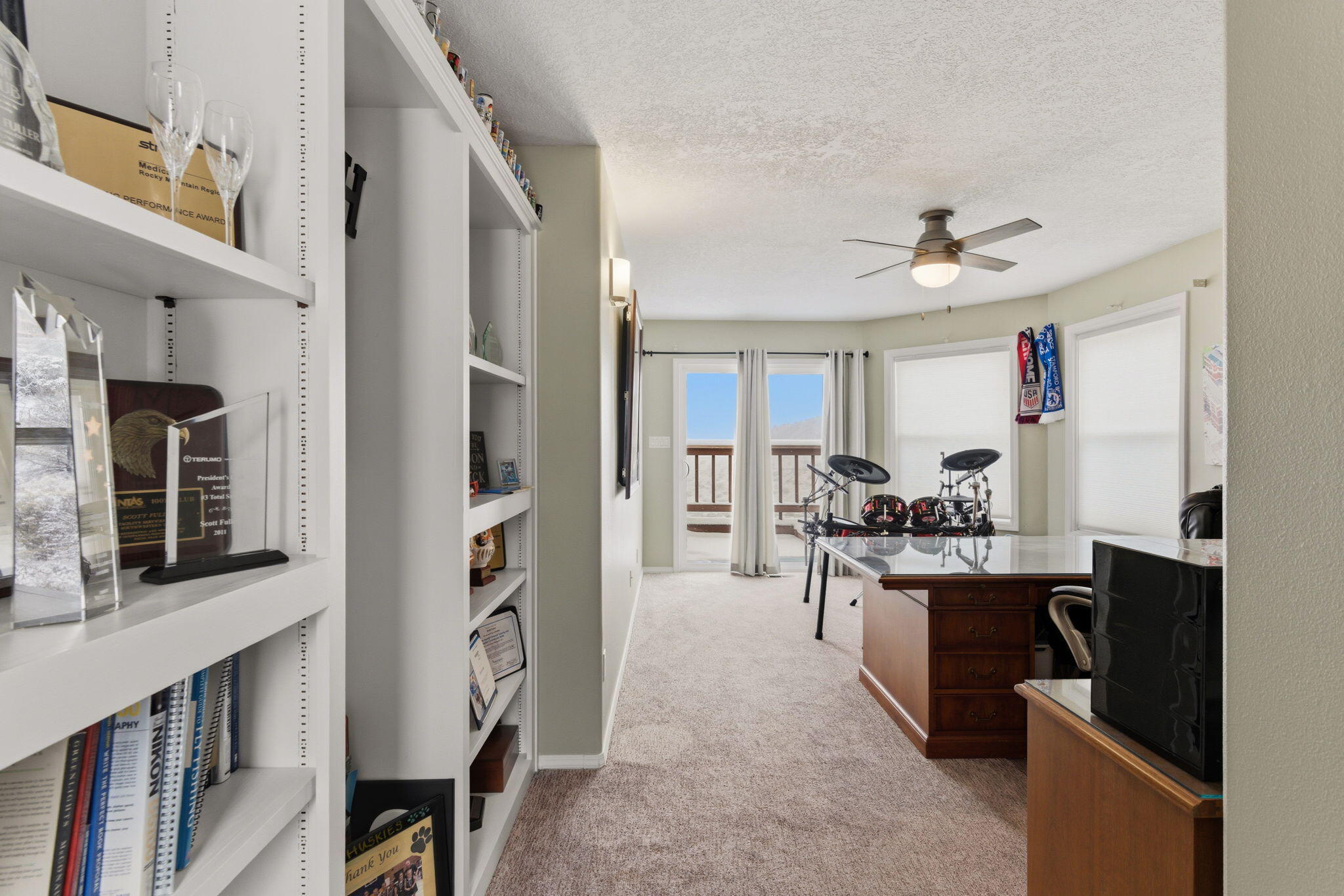 18 Tierra Monte Street NE