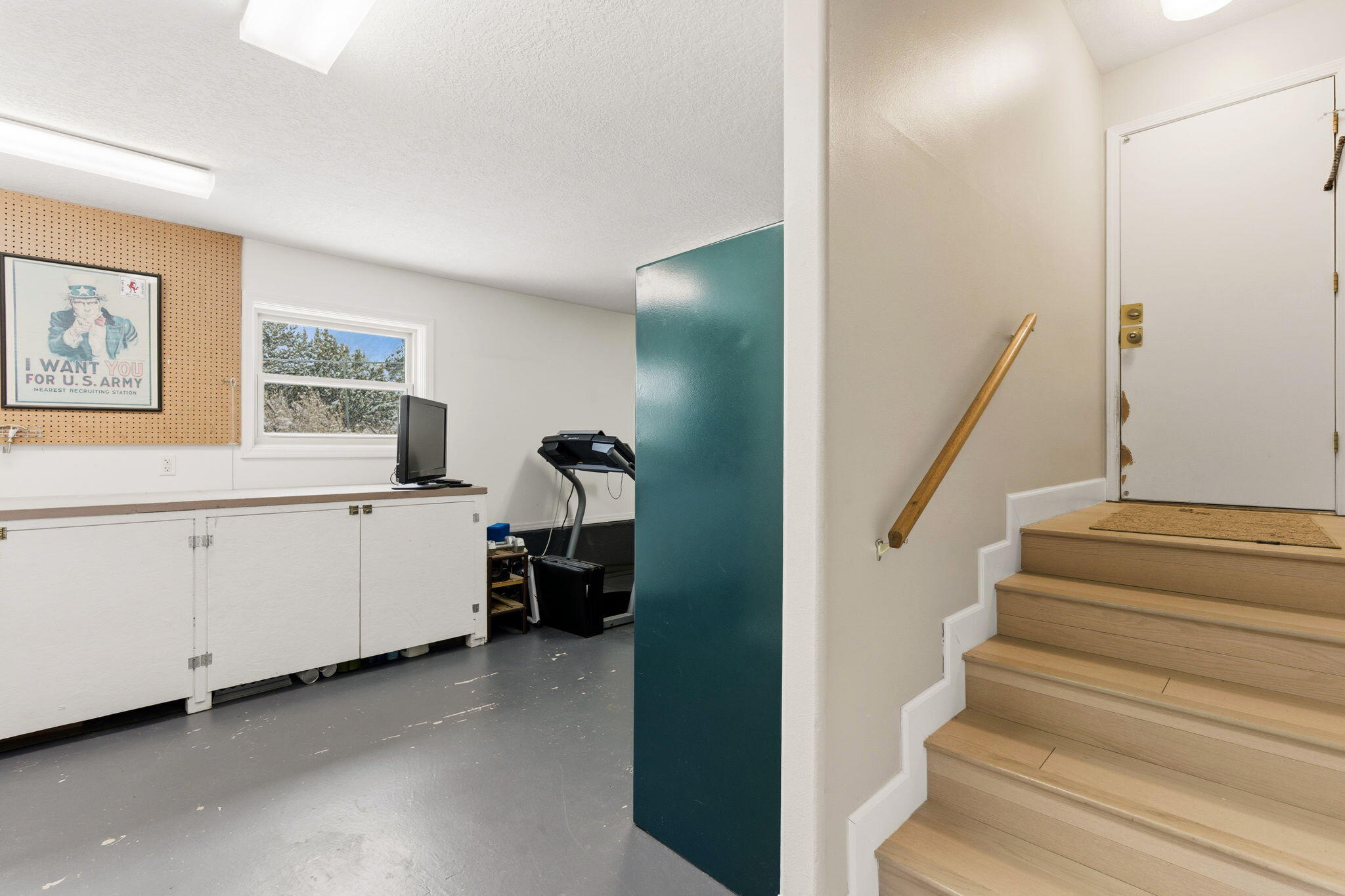 18 Tierra Monte Street NE