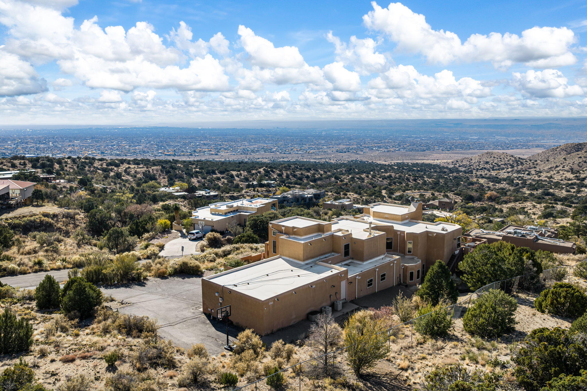 18 Tierra Monte Street NE