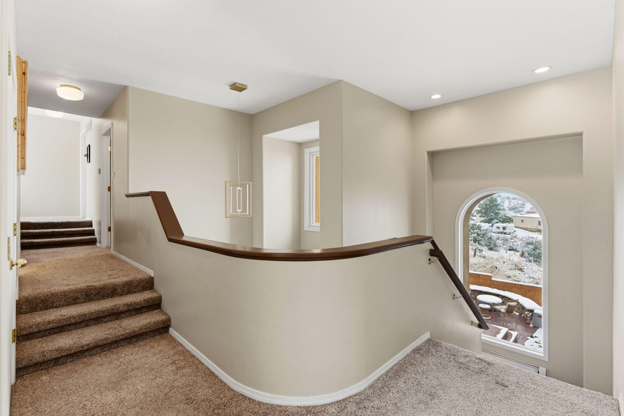 18 Tierra Monte Street NE