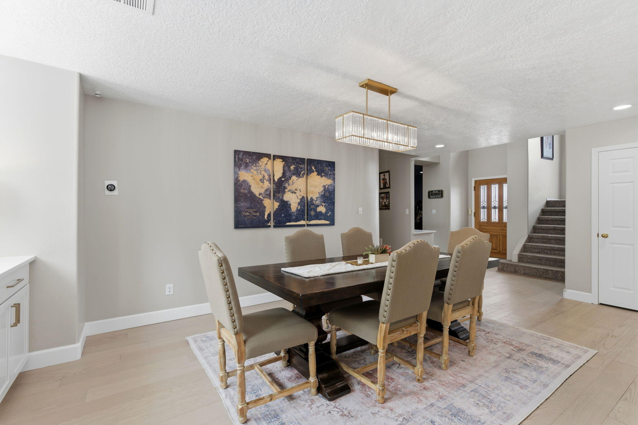 18 Tierra Monte Street NE