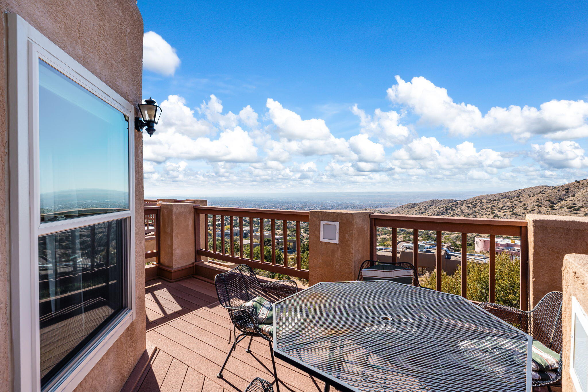 18 Tierra Monte Street NE