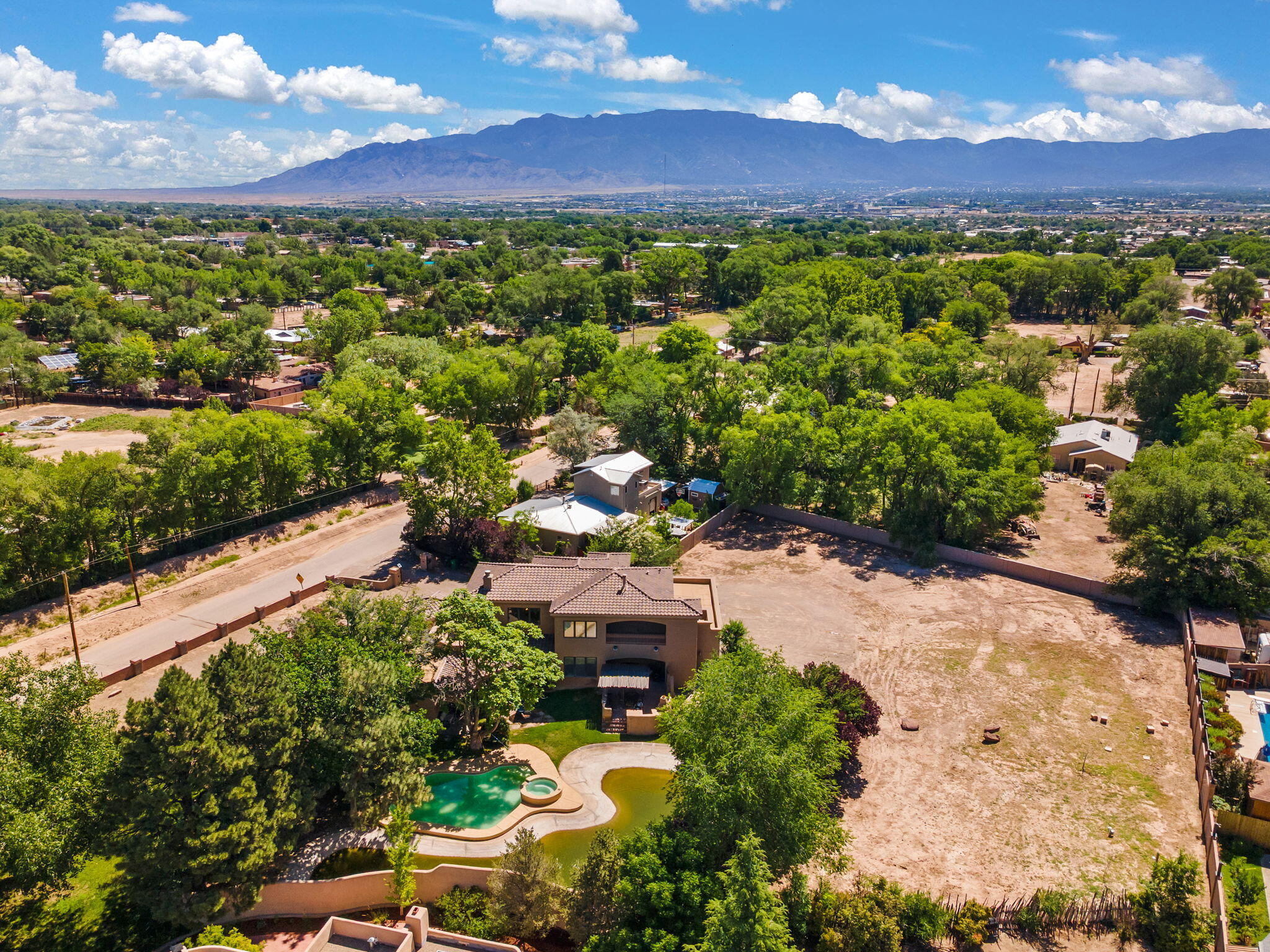 746 Chamisal Road NW