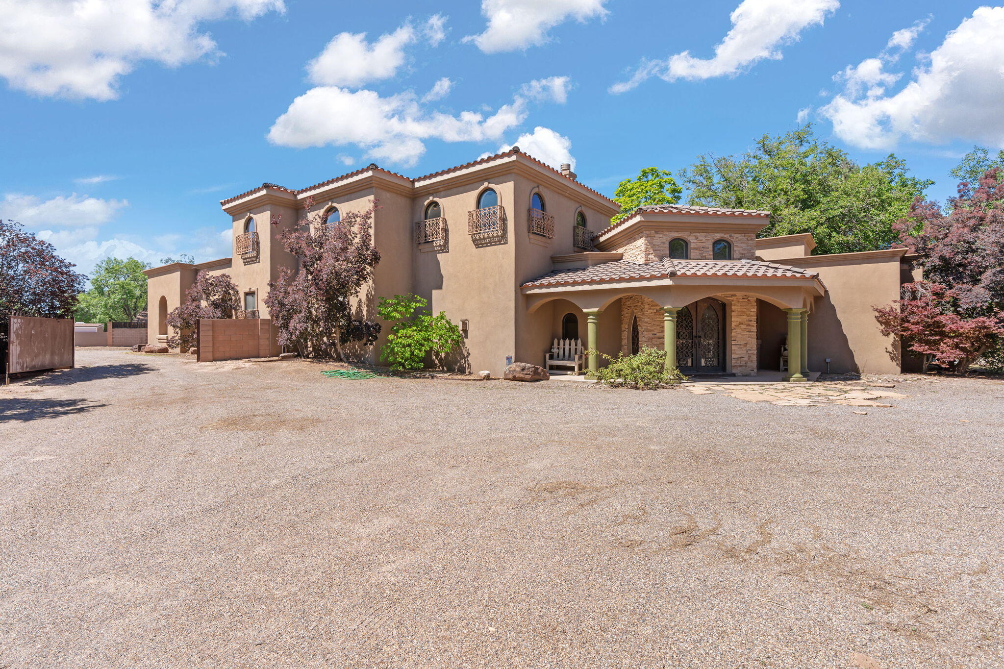 746 Chamisal Road NW