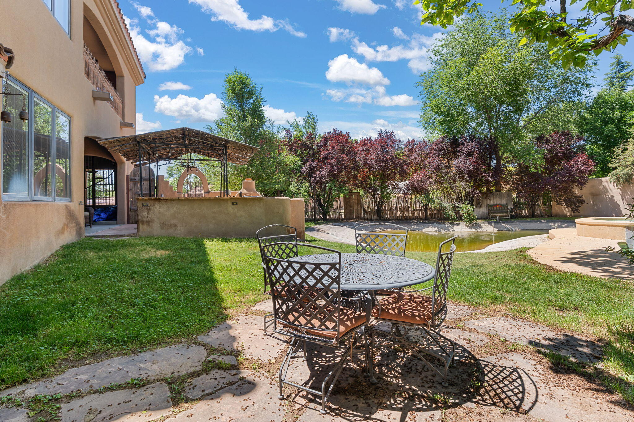 746 Chamisal Road NW