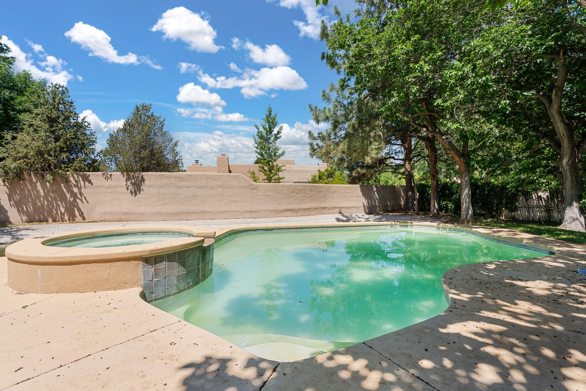 746 Chamisal Road NW