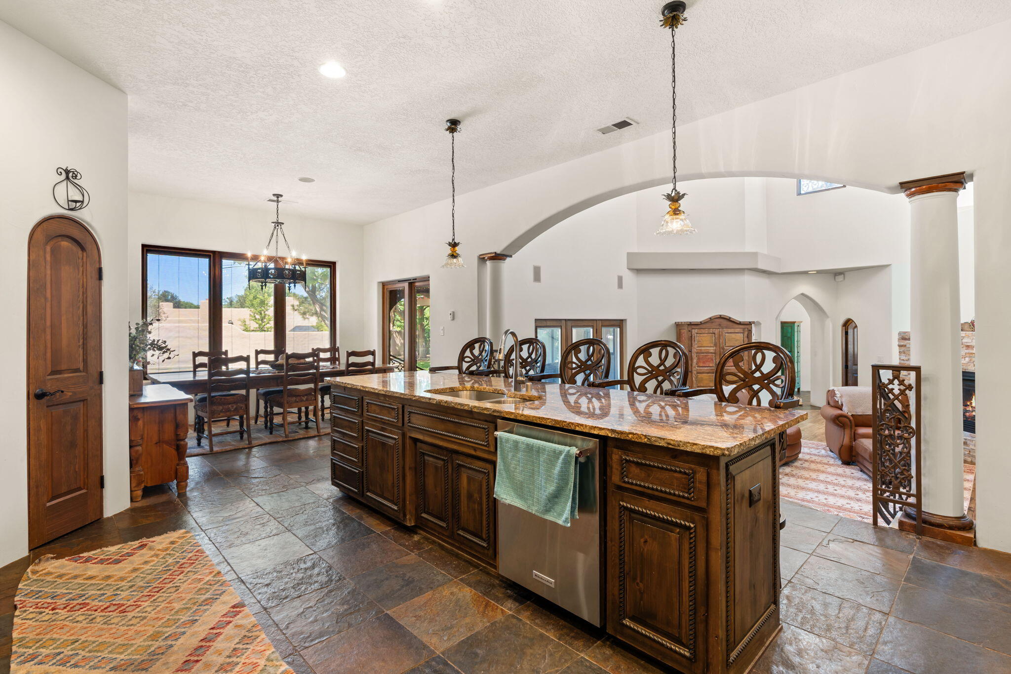 746 Chamisal Road NW