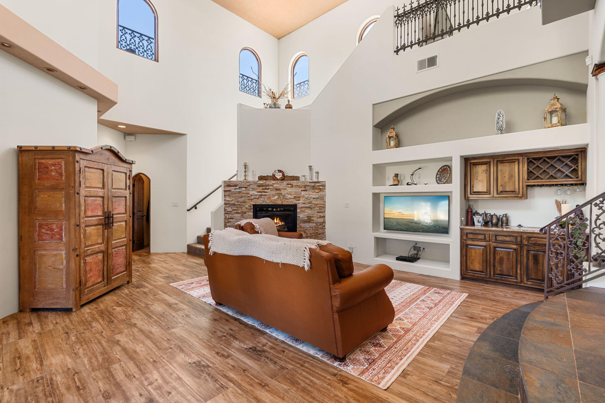 746 Chamisal Road NW