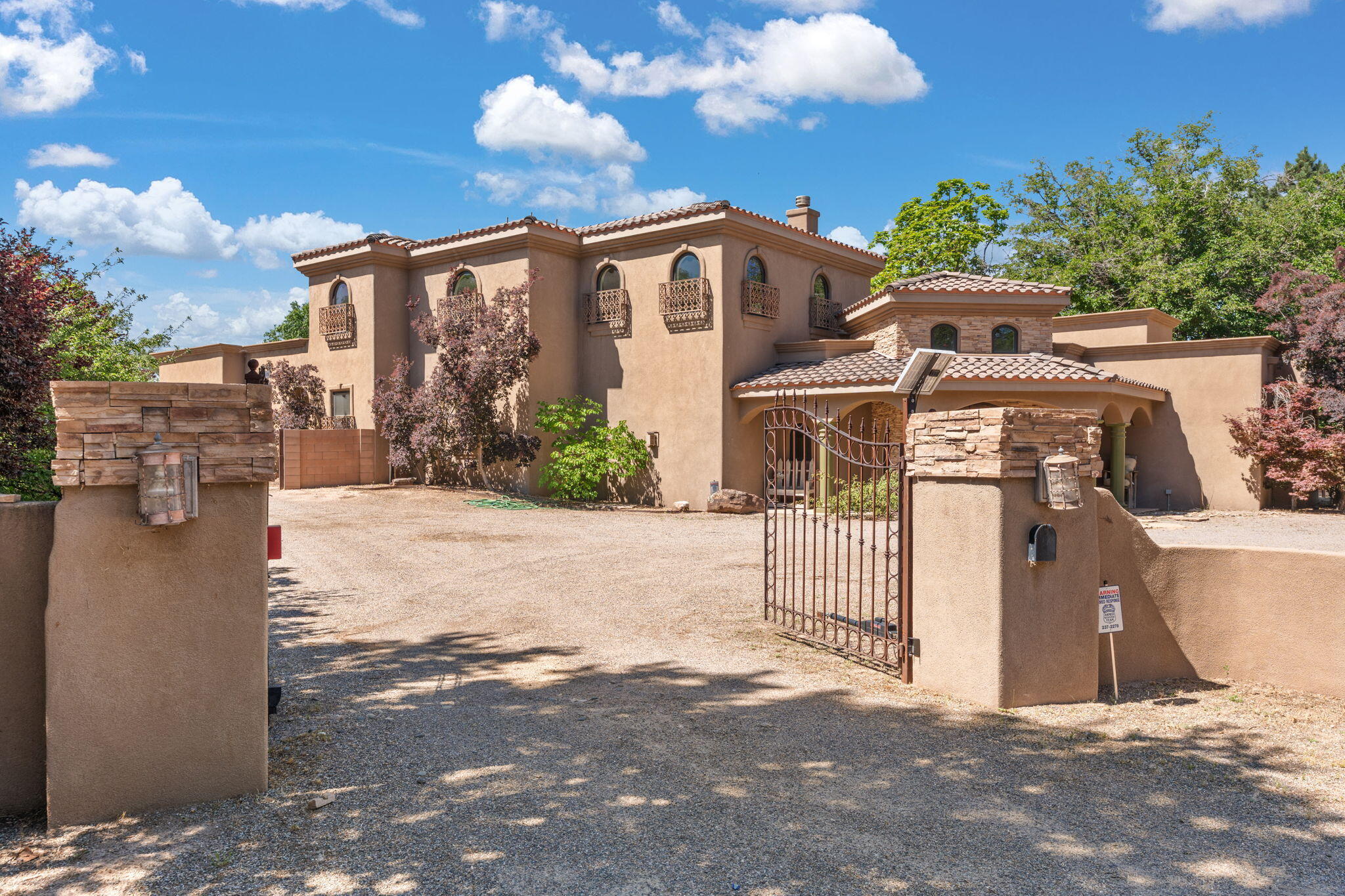 746 Chamisal Road NW