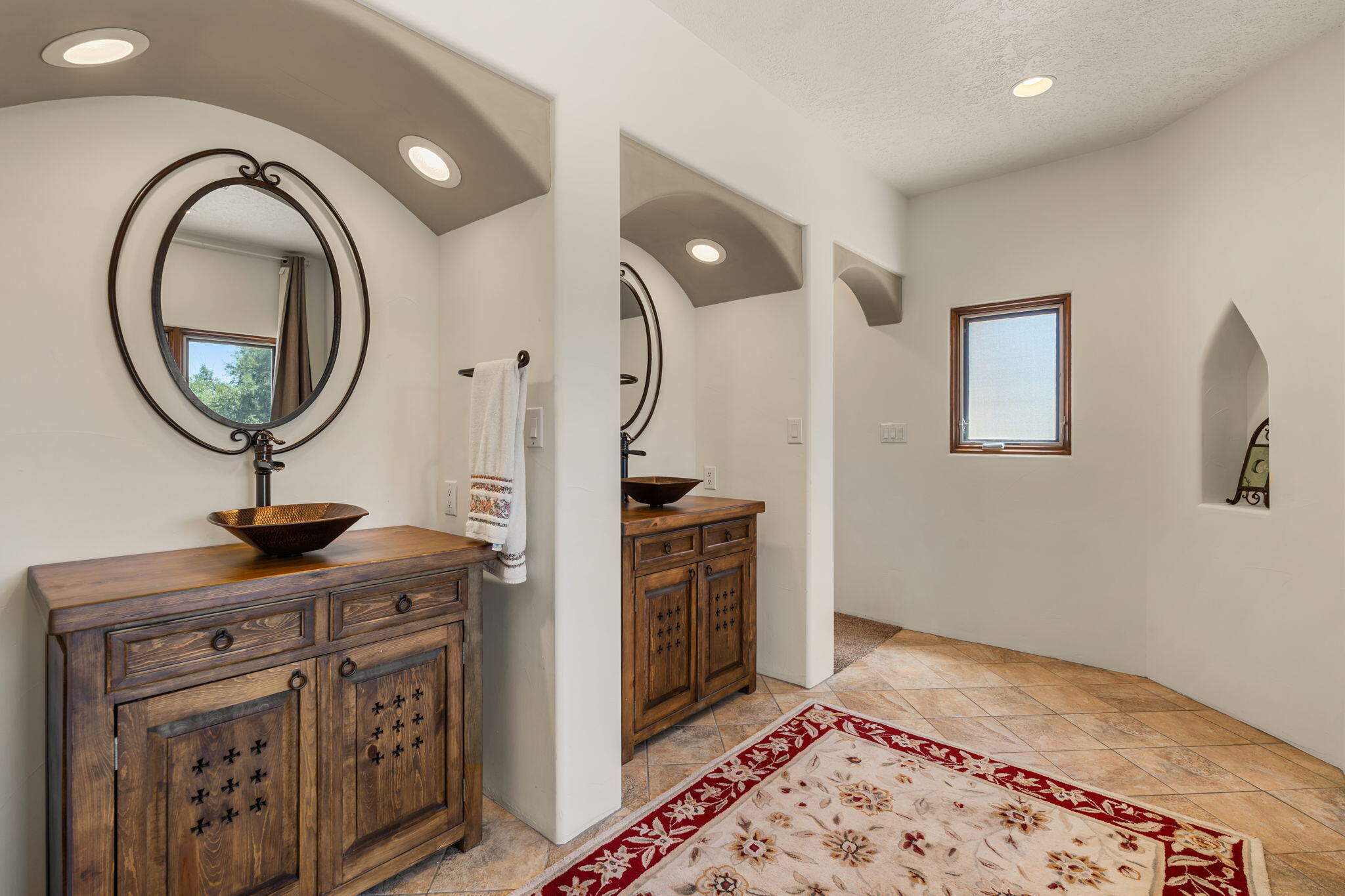 746 Chamisal Road NW