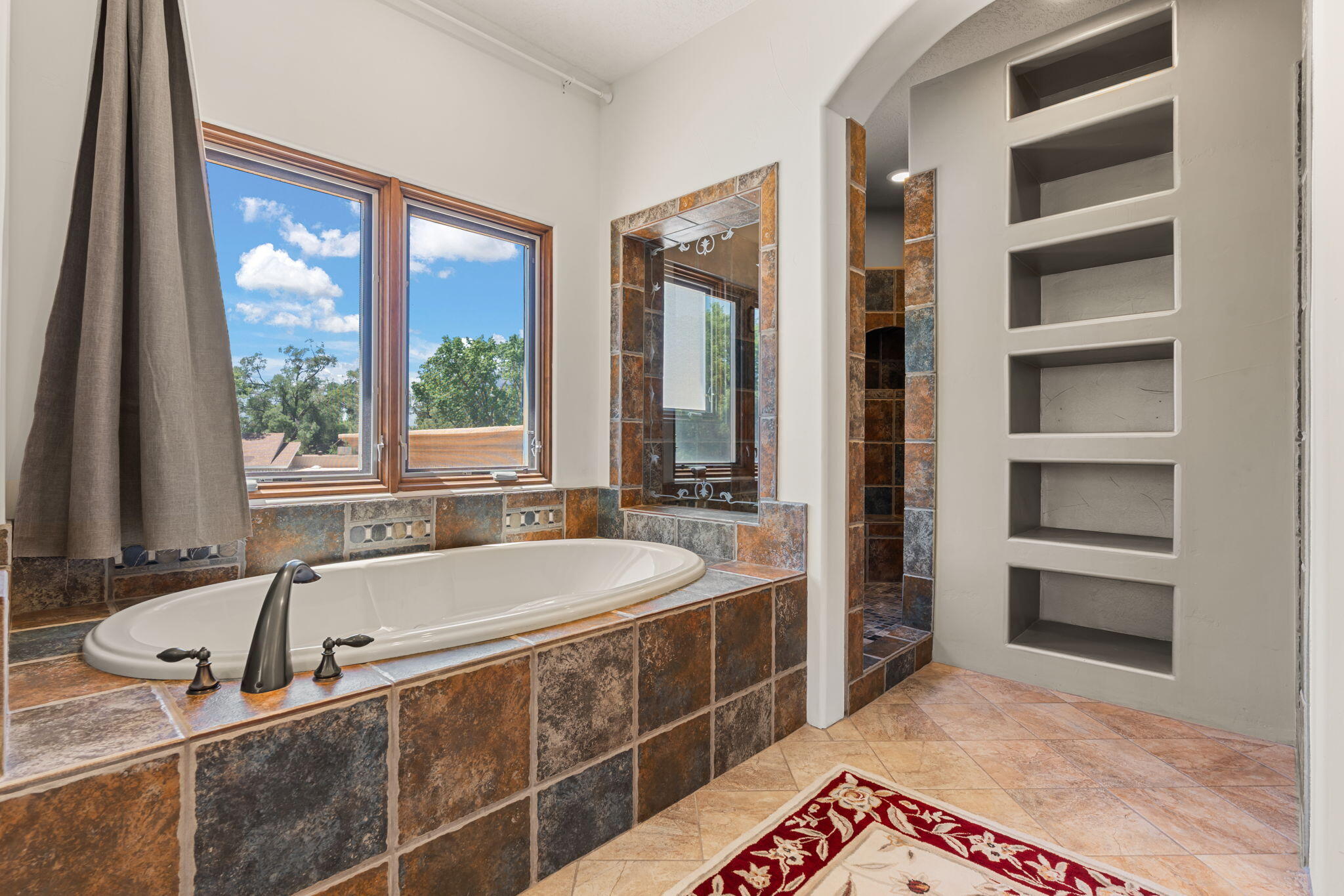 746 Chamisal Road NW