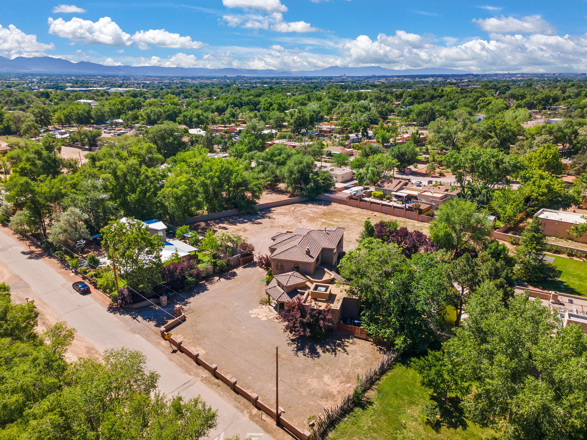 746 Chamisal Road NW