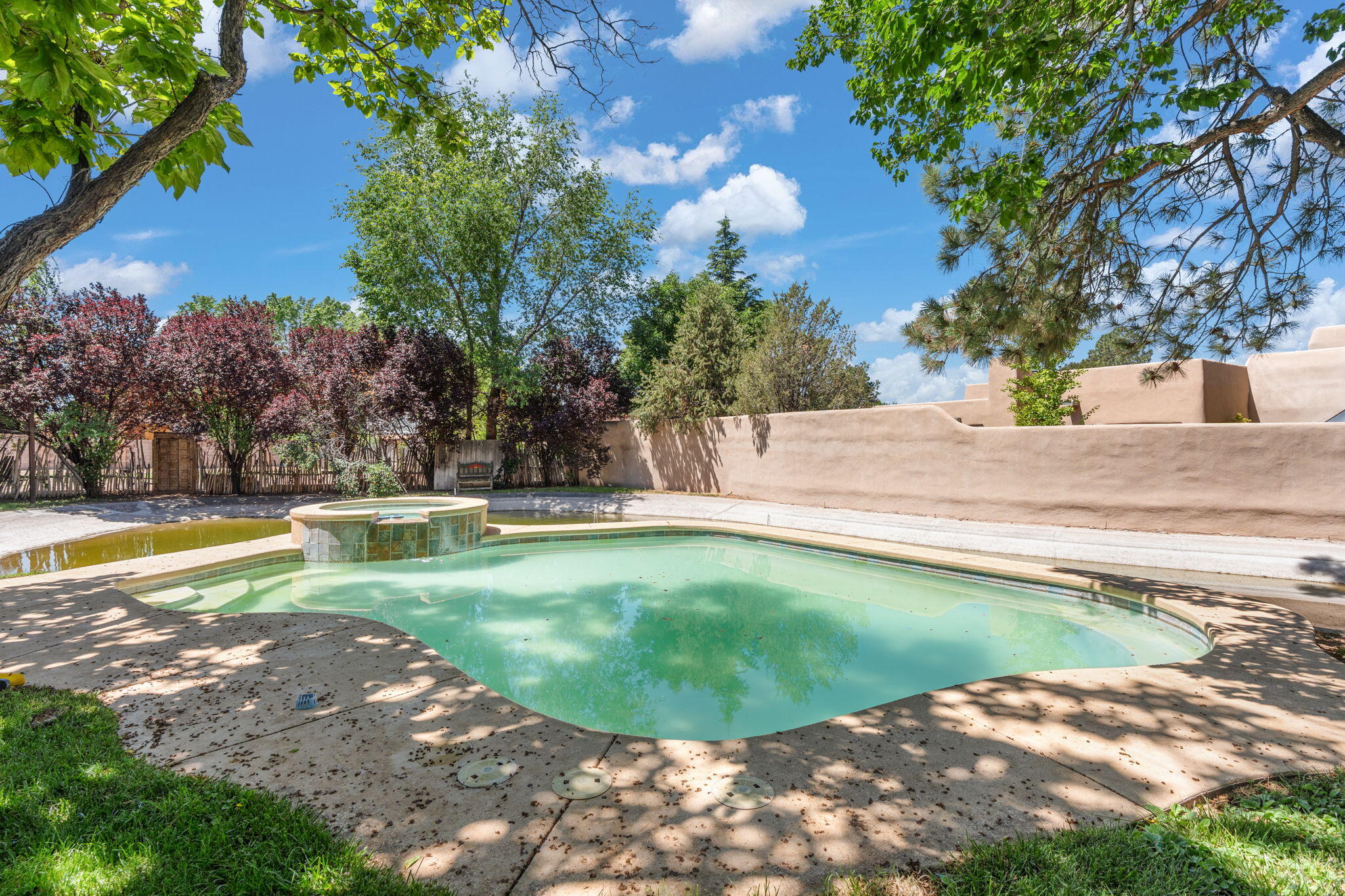 746 Chamisal Road NW