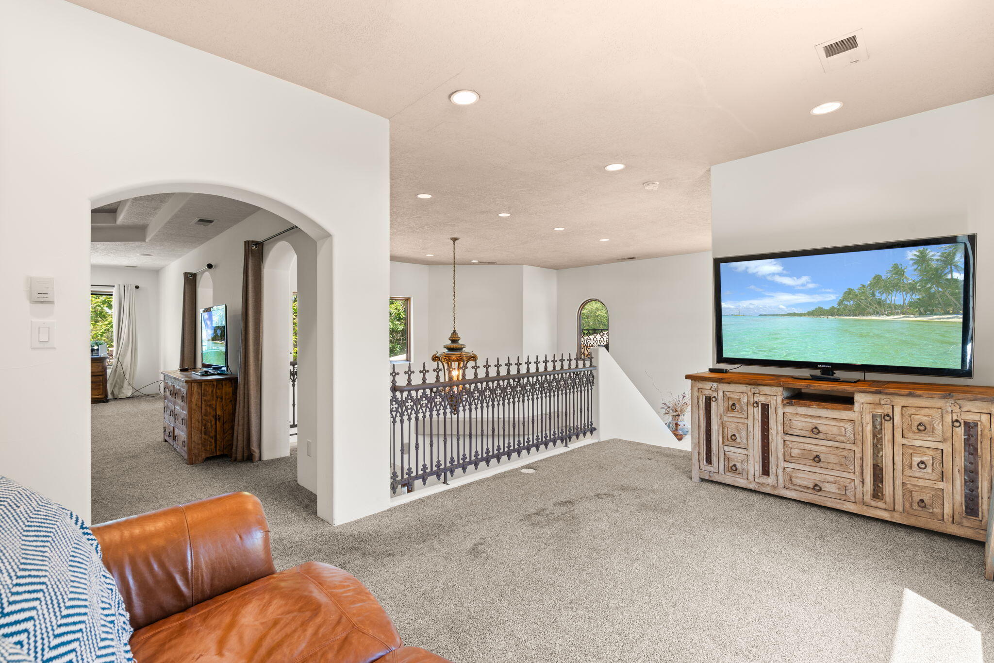 746 Chamisal Road NW