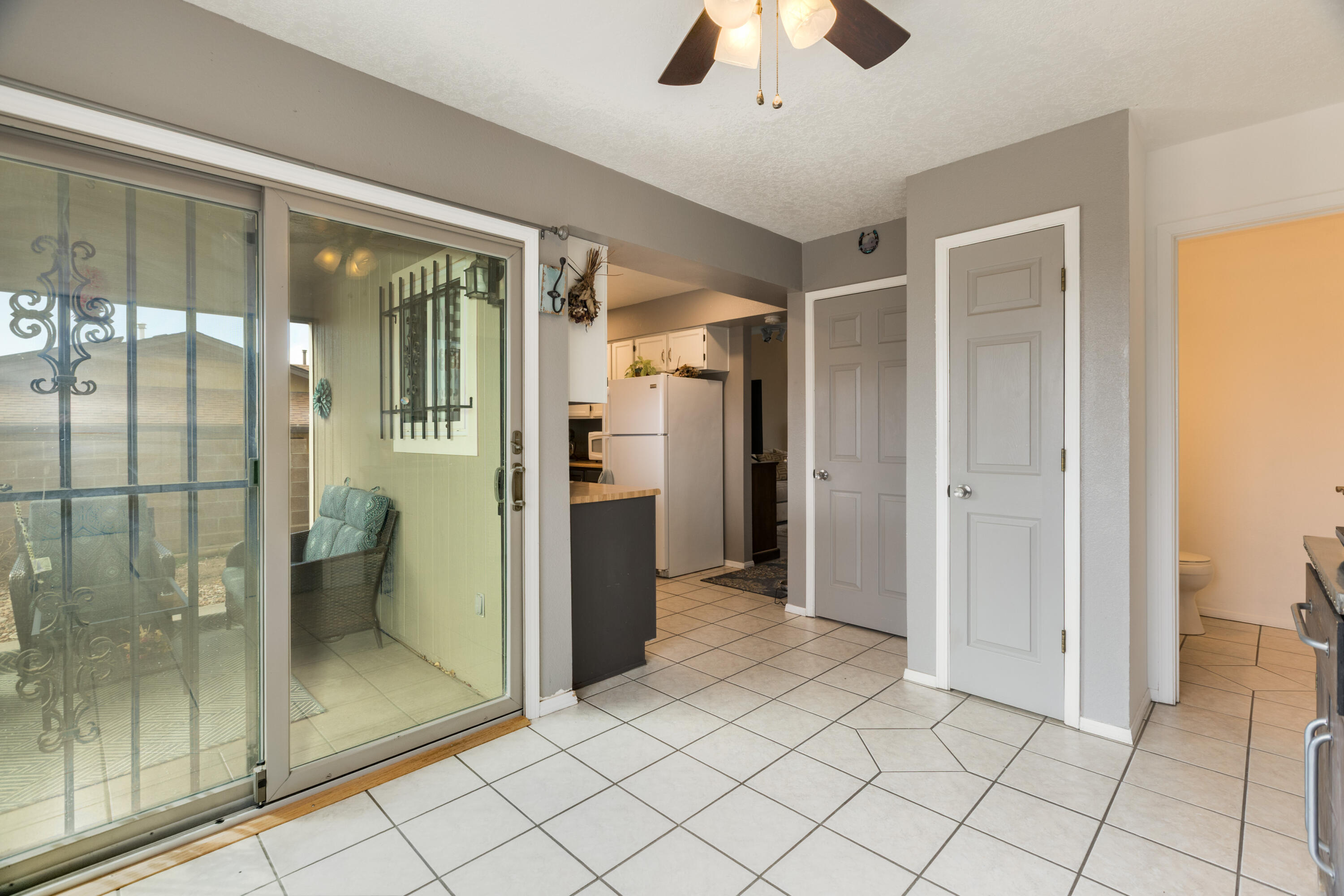 1964 Roanoke Drive NE
