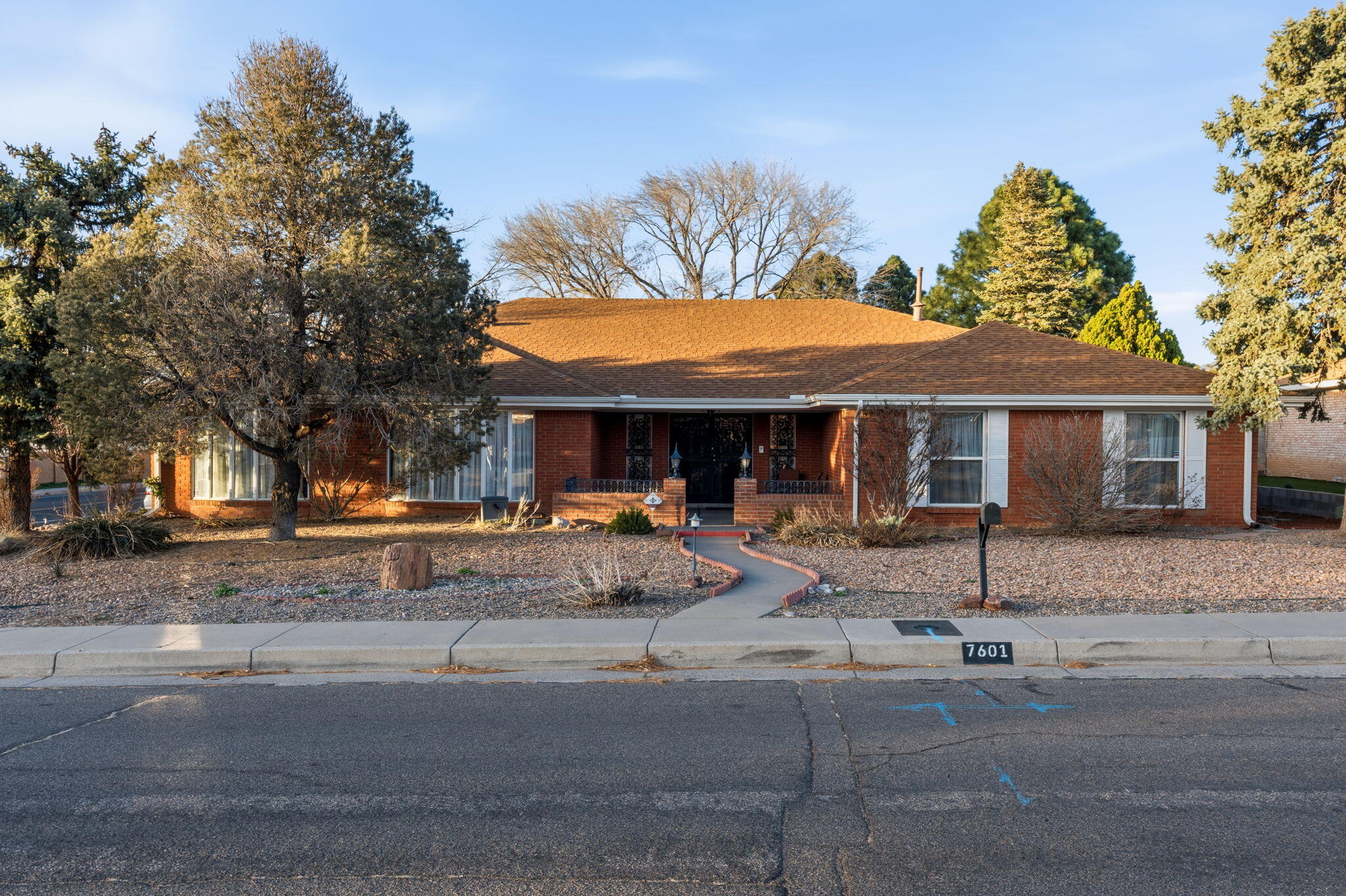 7601 Vista Del Arroyo Avenue NE