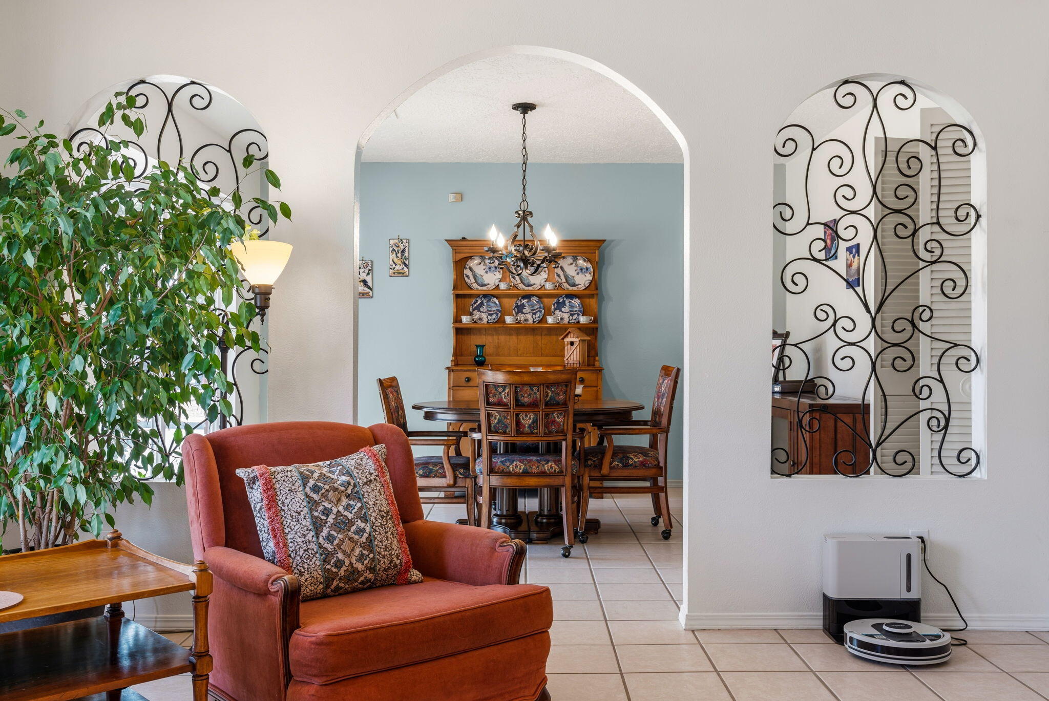 7601 Vista Del Arroyo Avenue NE