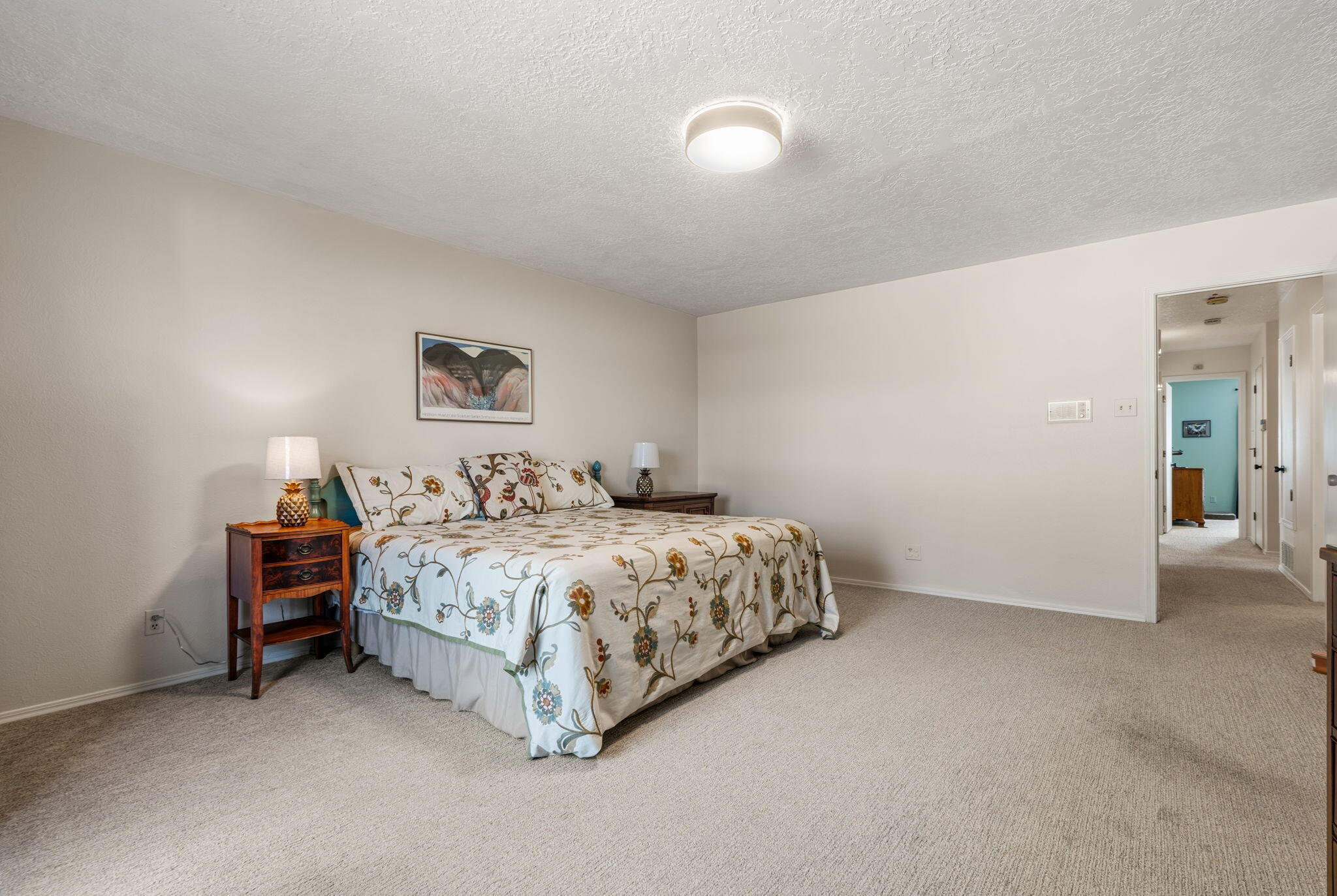 7601 Vista Del Arroyo Avenue NE