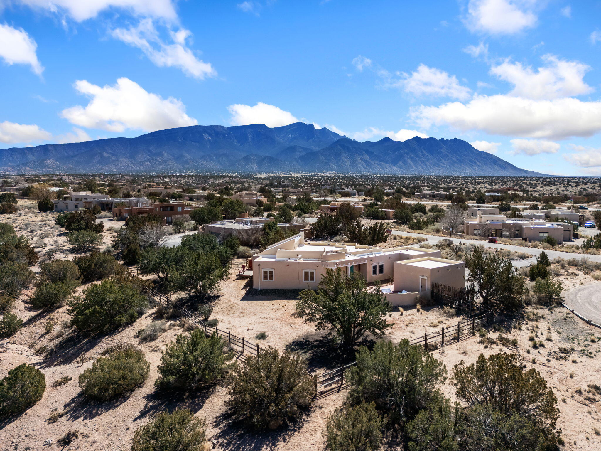 19 Roadrunner Trail
