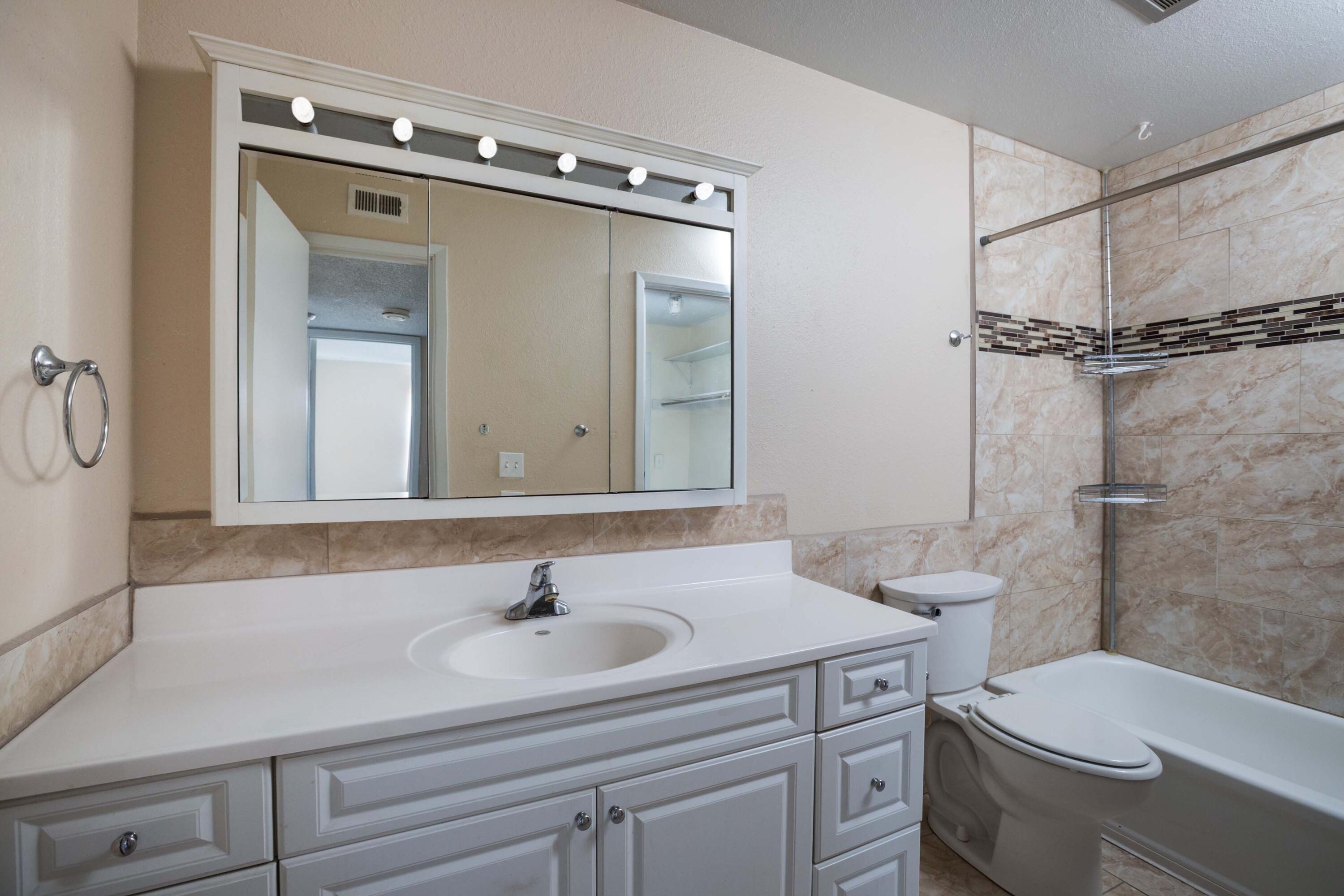 3835 Montgomery Boulevard NE APT 628