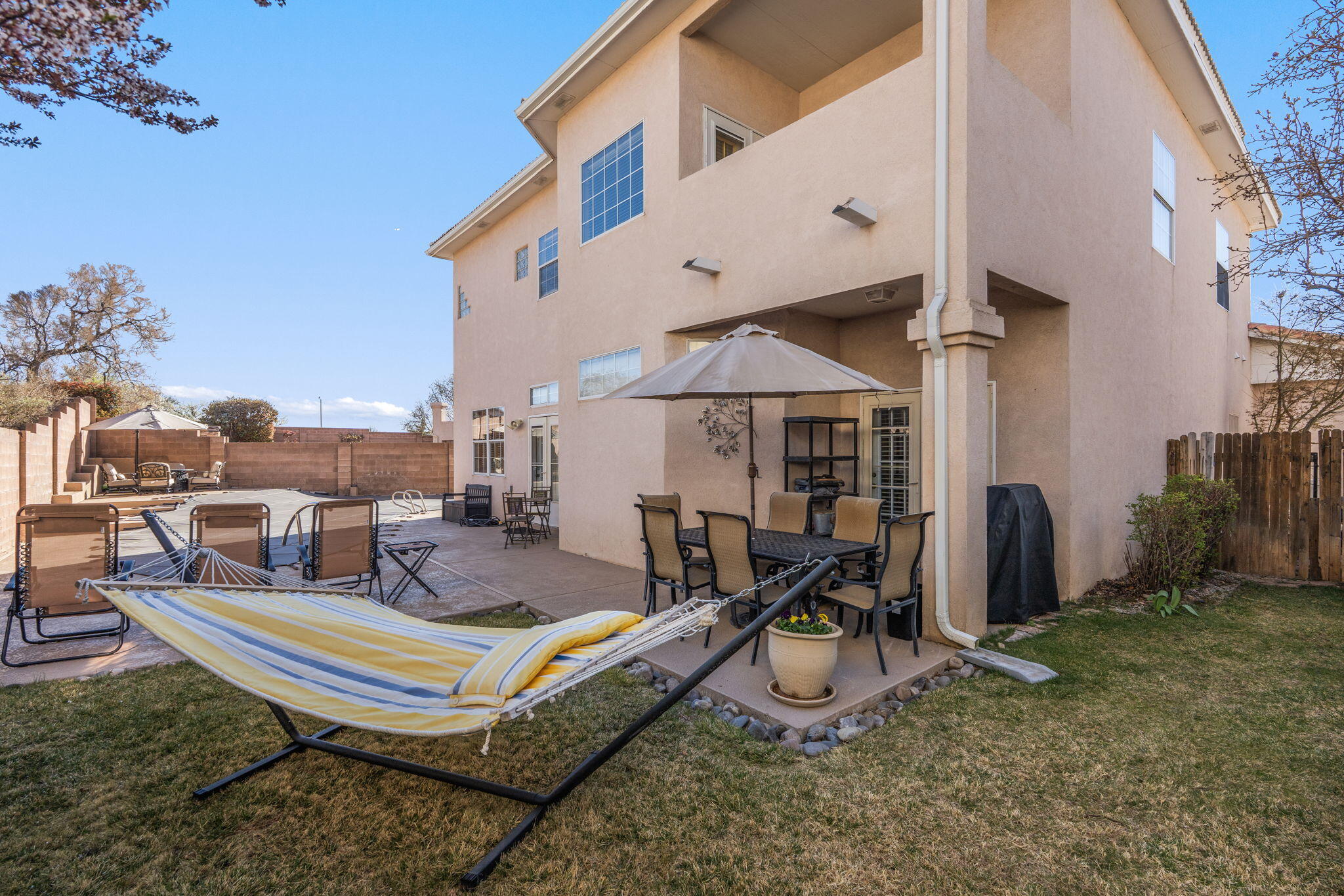 8608 Tierra Alegre Drive NE