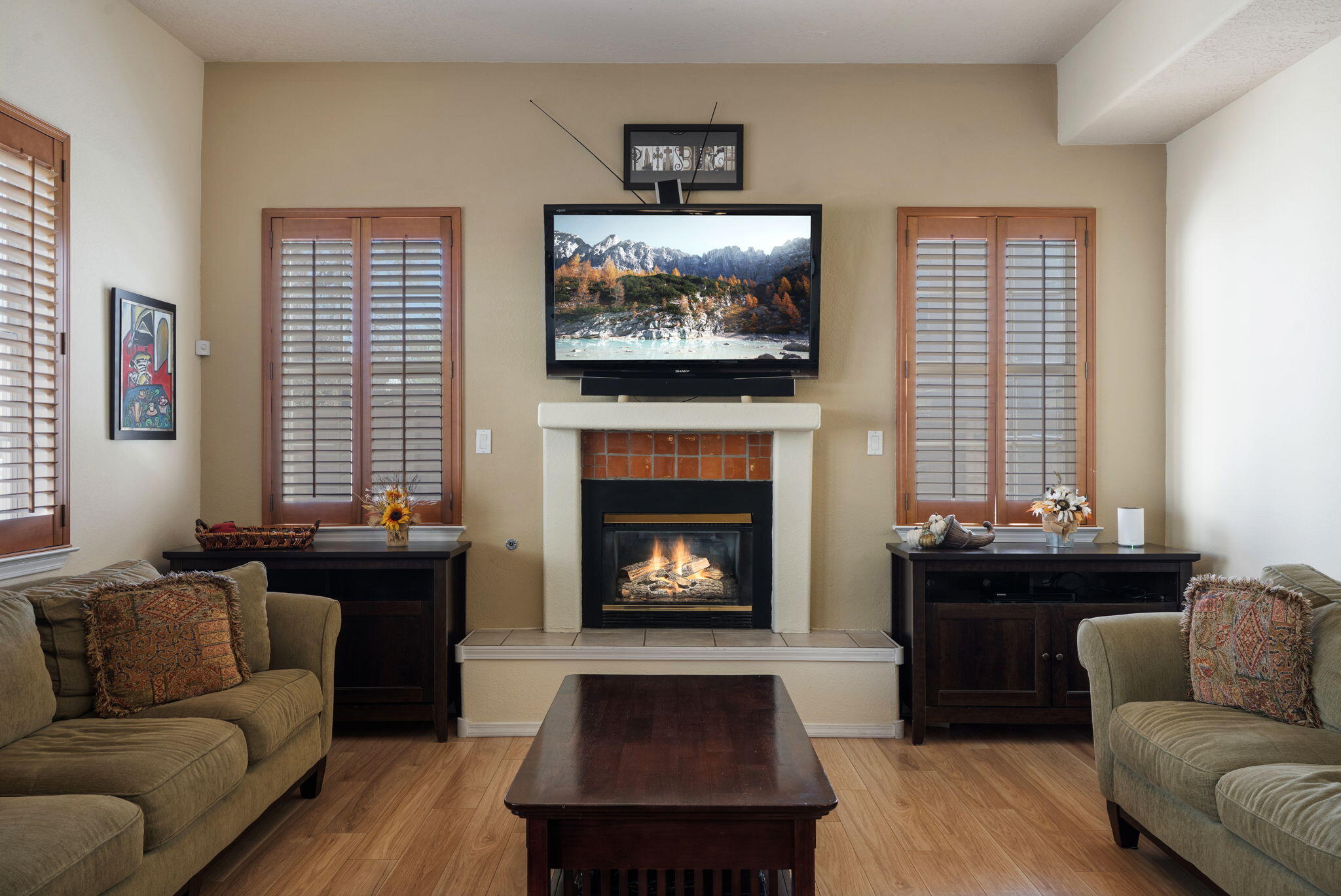 8608 Tierra Alegre Drive NE