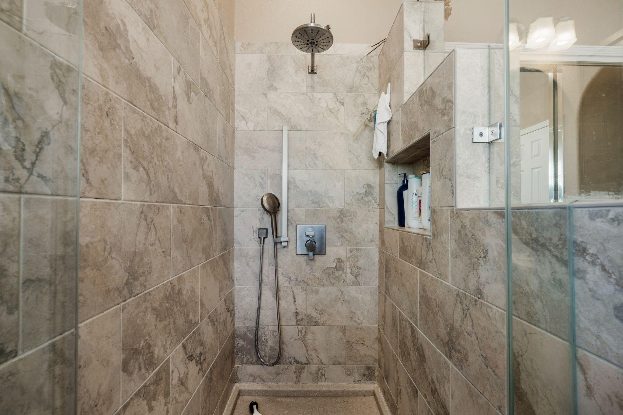 8608 Tierra Alegre Drive NE