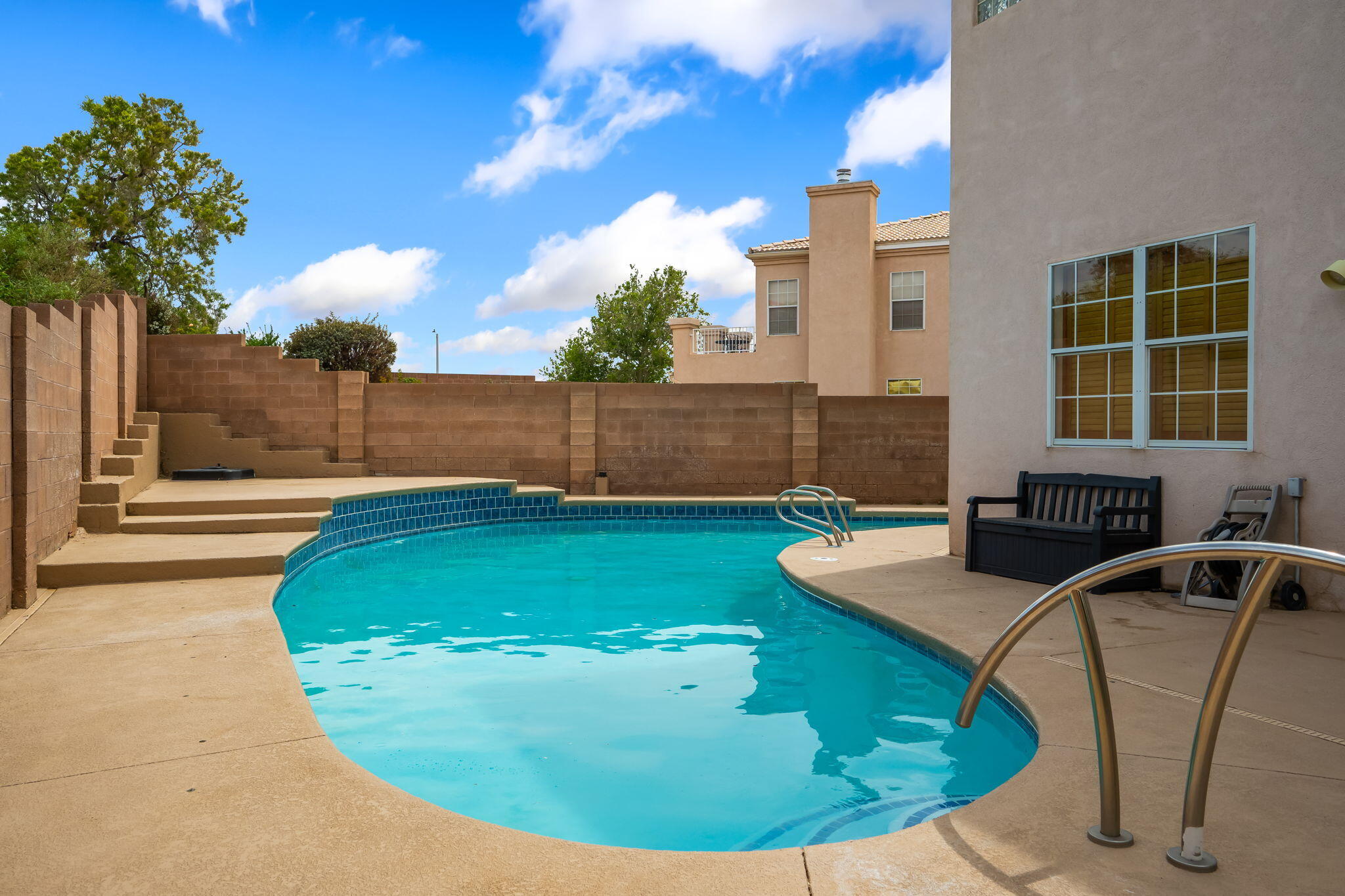 8608 Tierra Alegre Drive NE