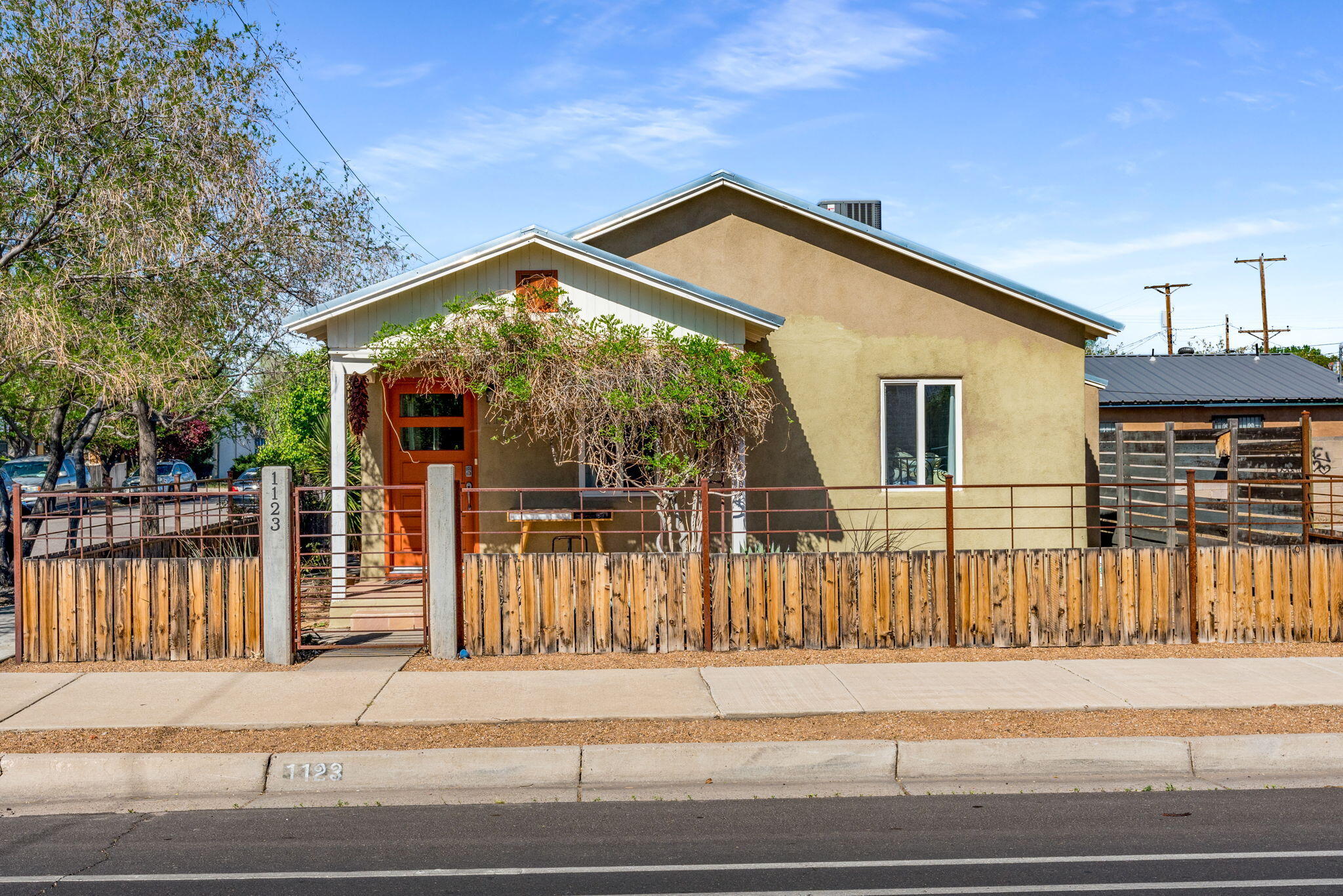 1123 3rd Street SW