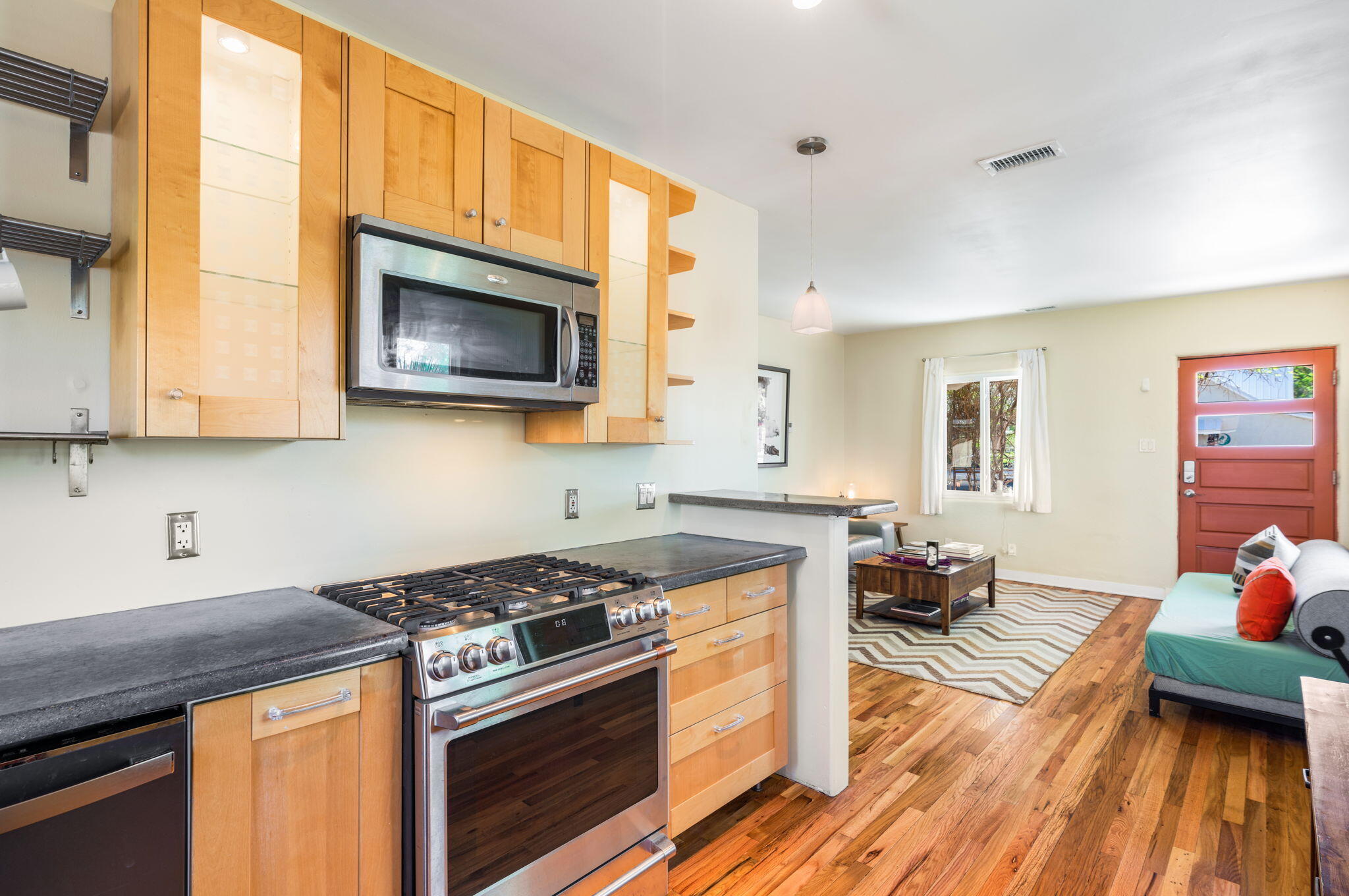 1123 3rd Street SW