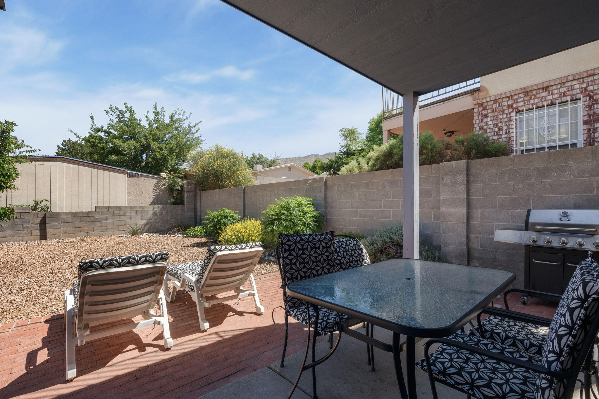 13137 Neon Avenue NE