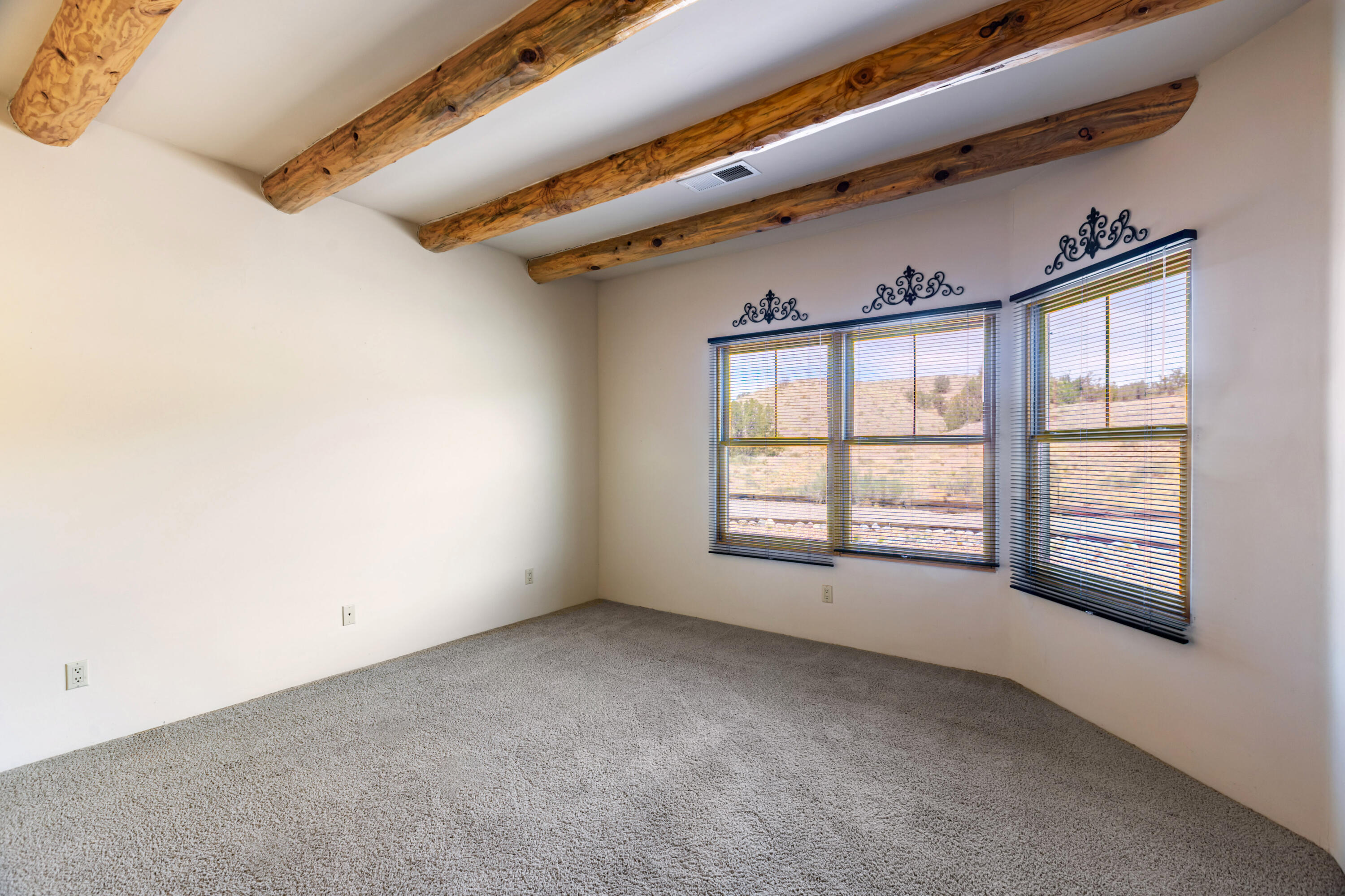 41 Santa Ana Loop