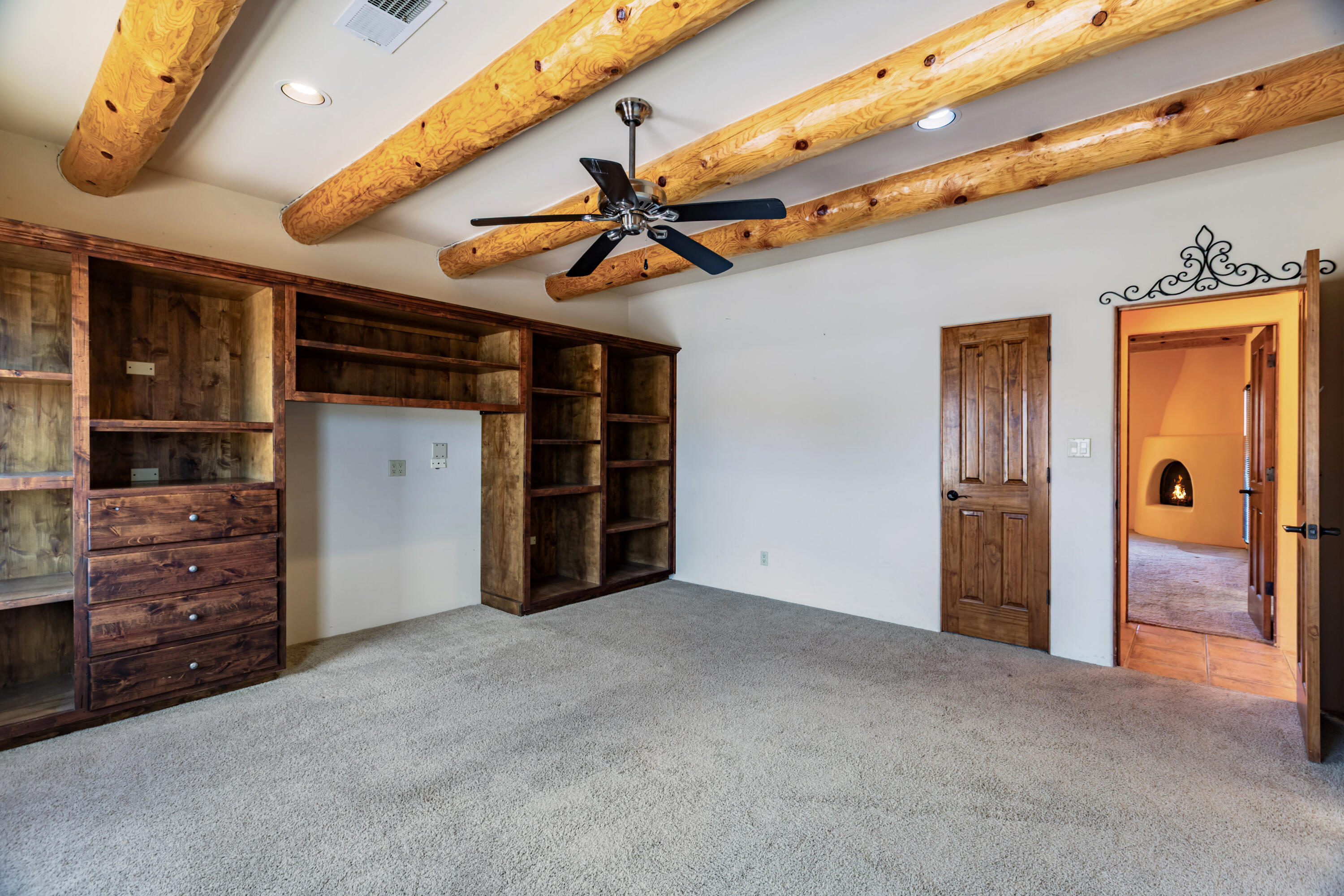 41 Santa Ana Loop