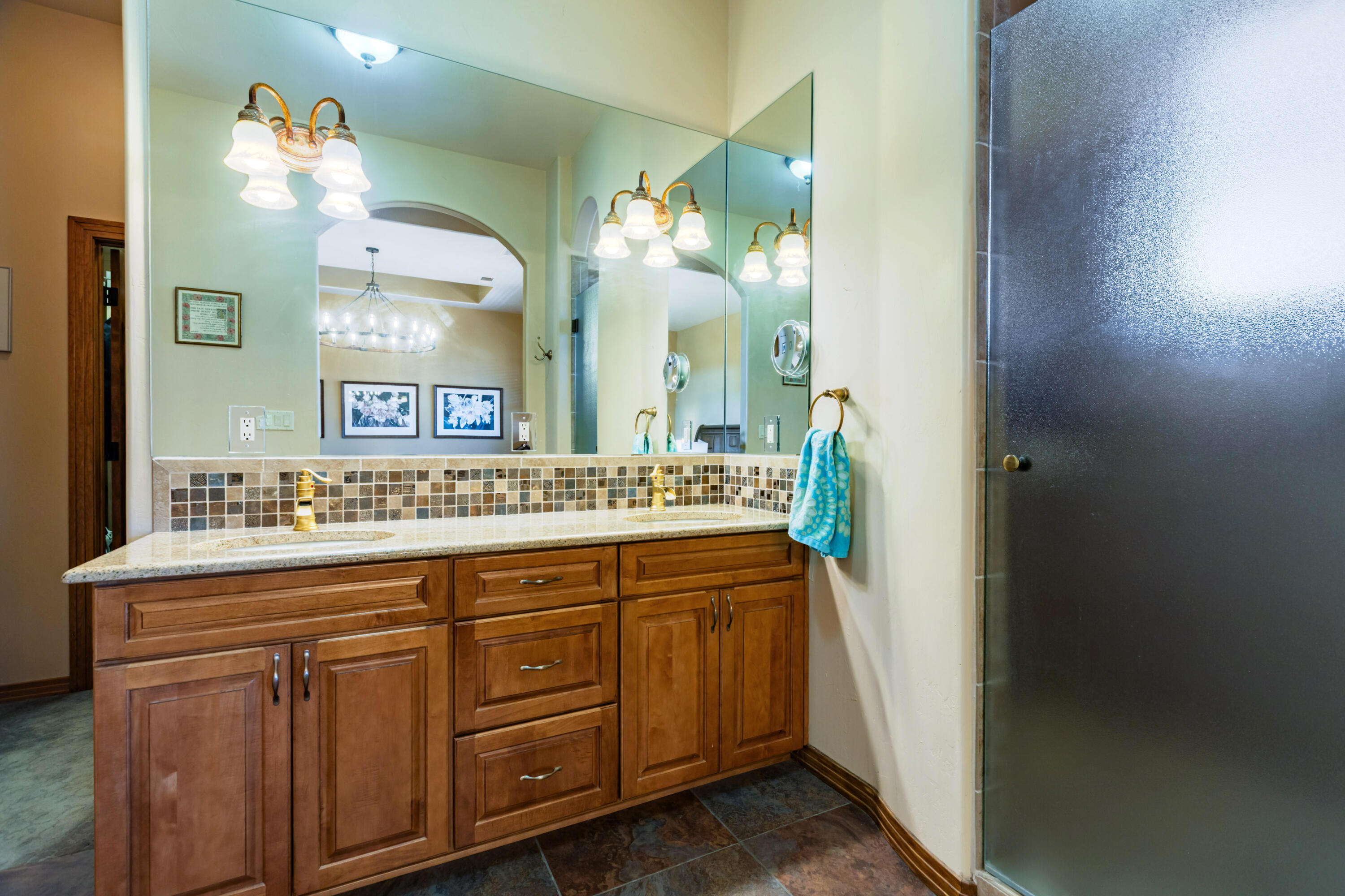 17 Turquoise Drive