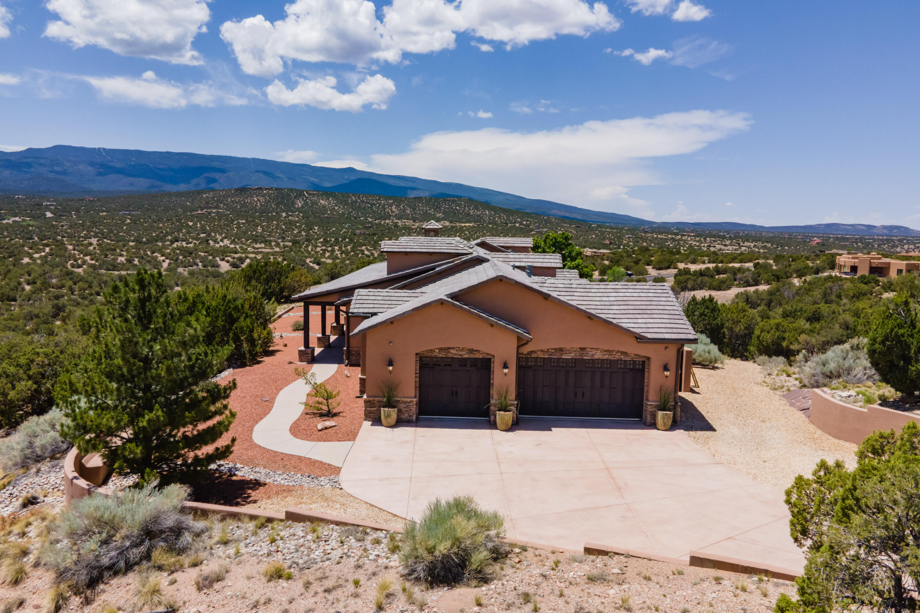 17 Turquoise Drive