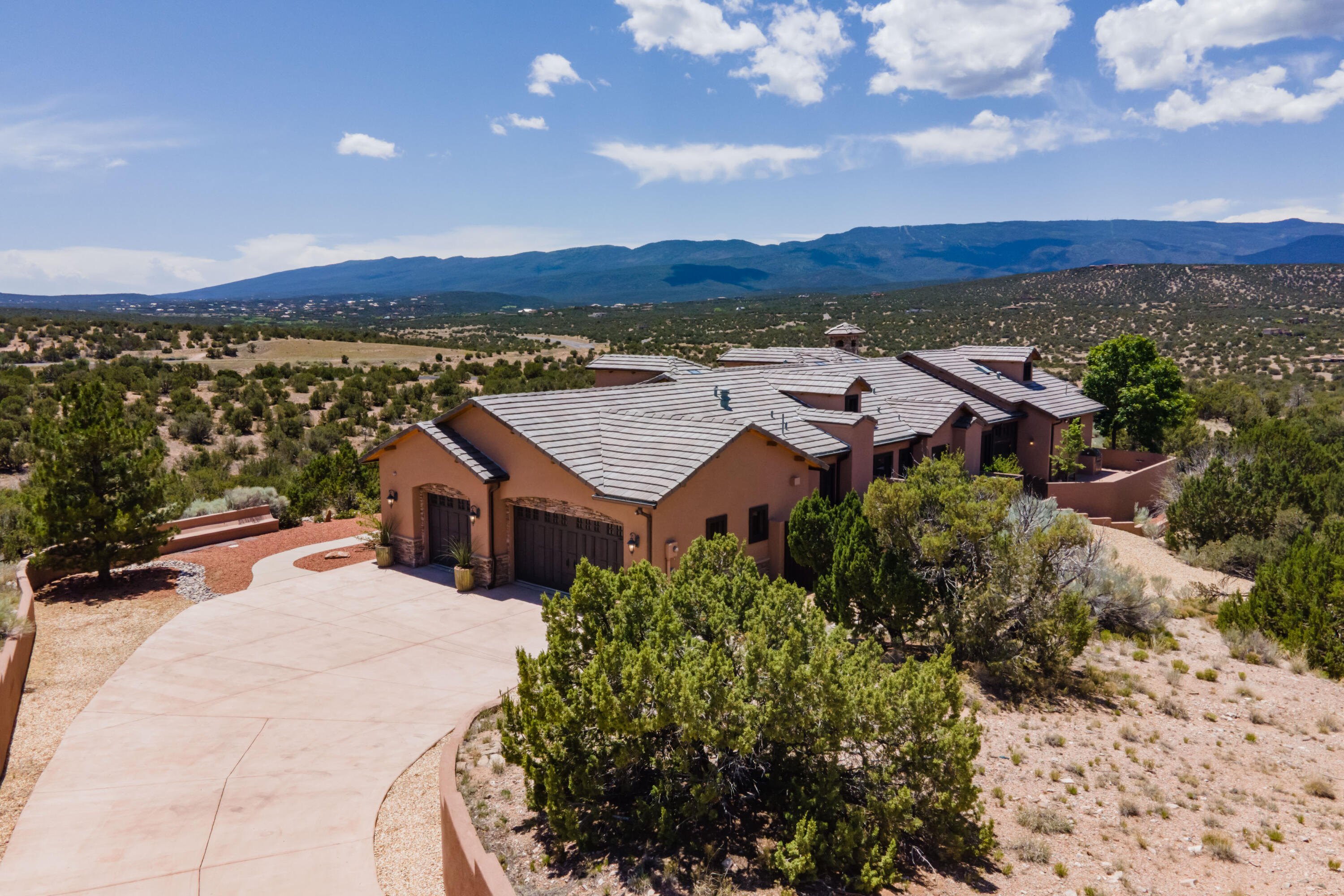 17 Turquoise Drive
