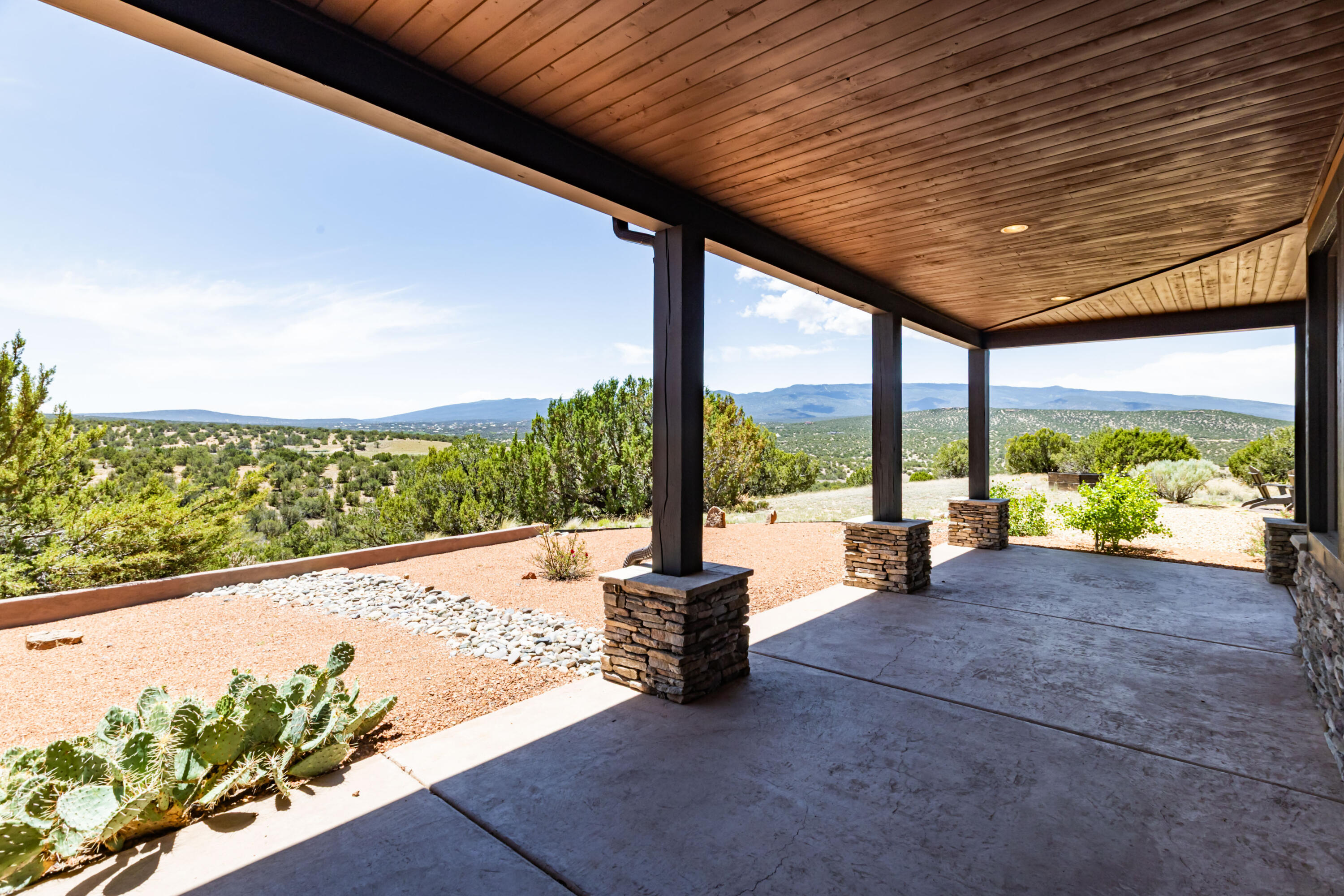 17 Turquoise Drive
