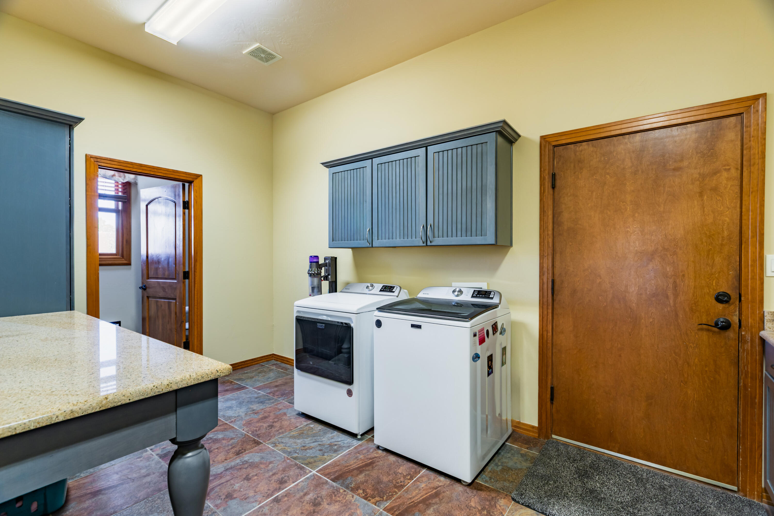 17 Turquoise Drive