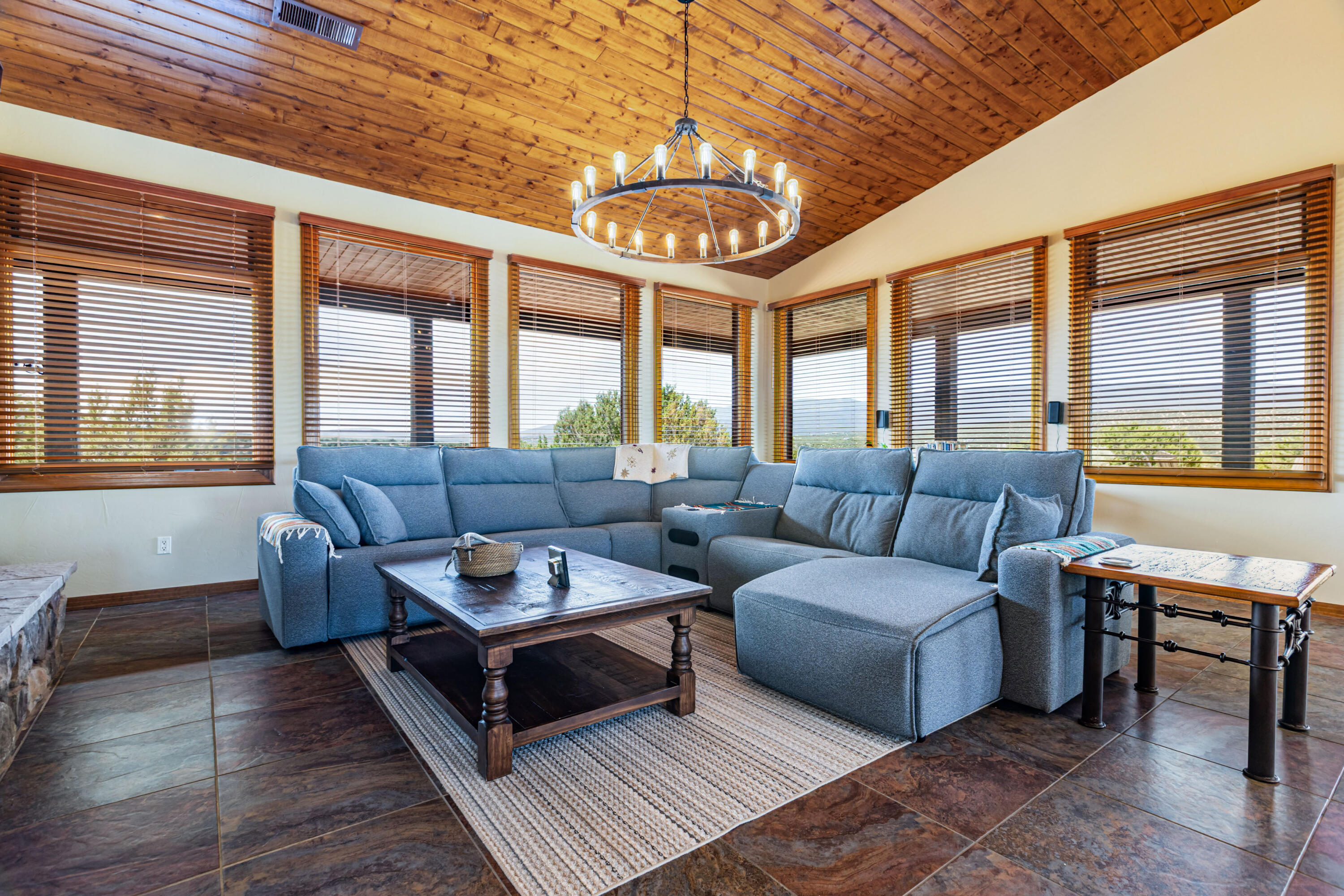 17 Turquoise Drive