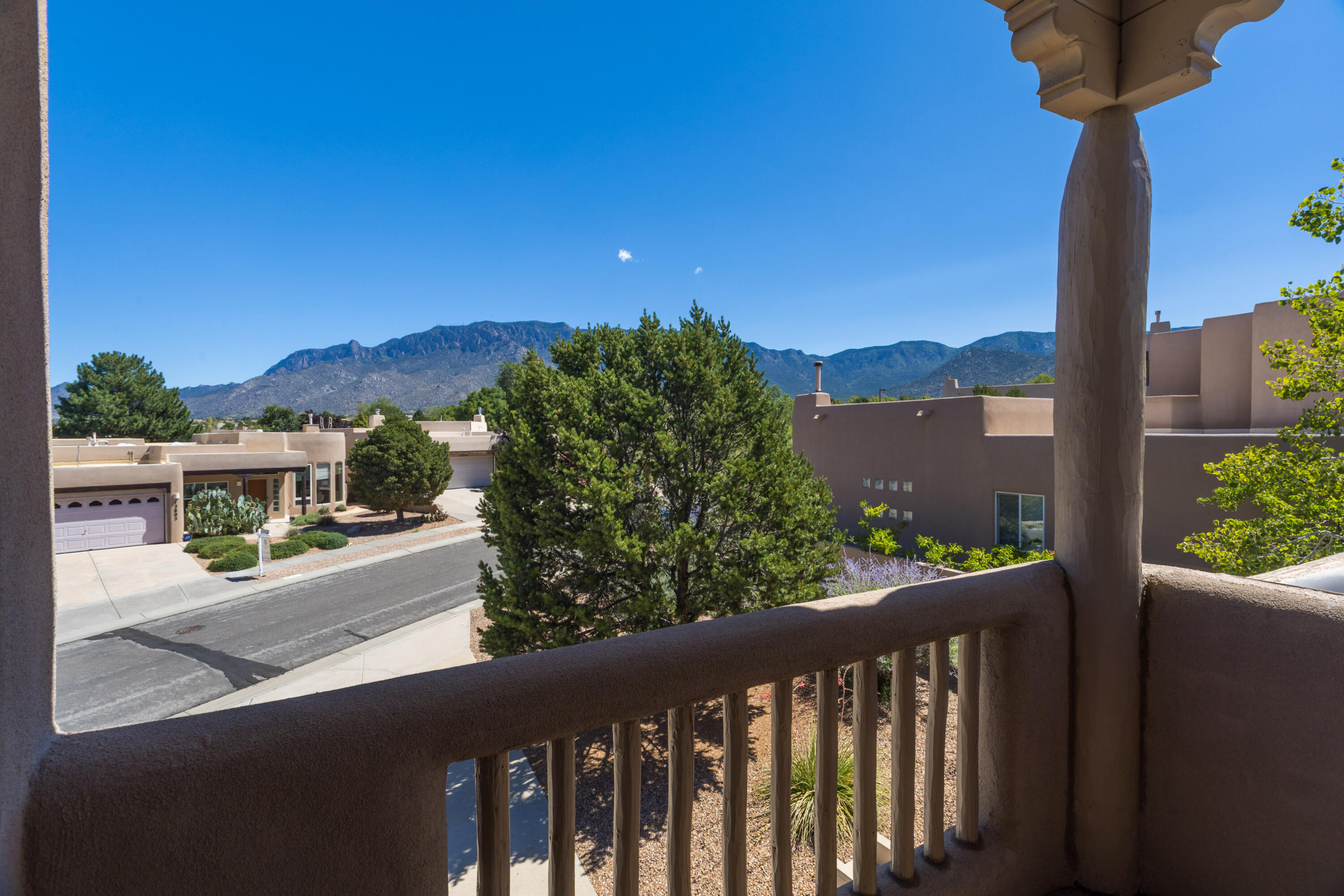 12804 Northern Sky Avenue NE