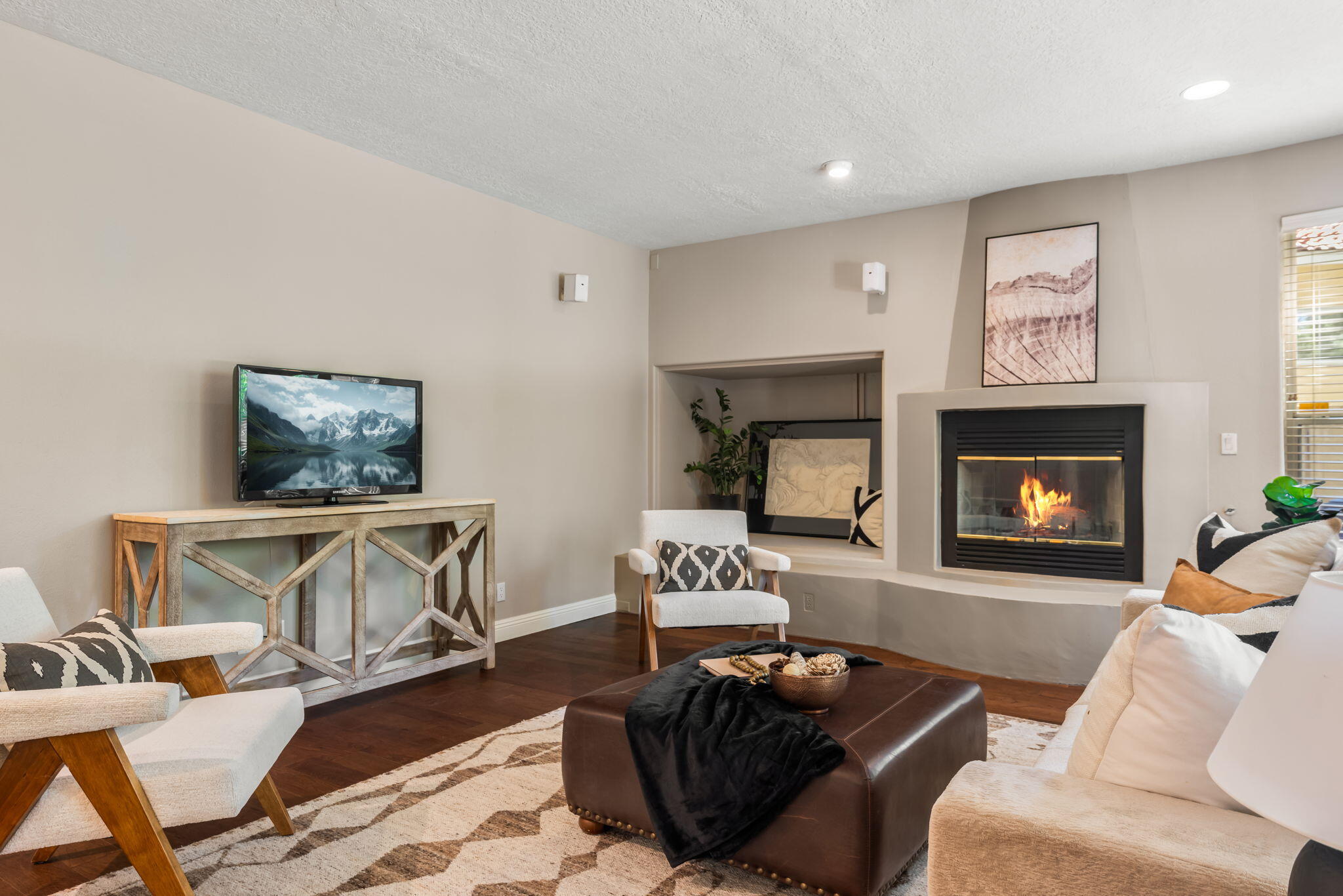 11408 Fairington Way NE