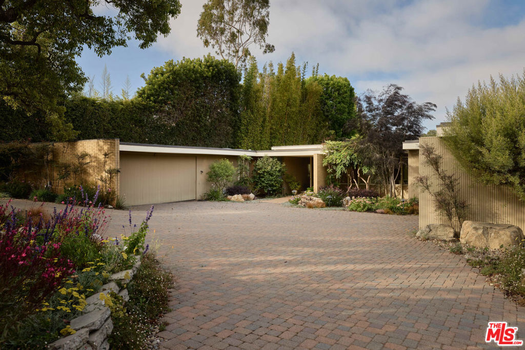 344 S Cliffwood Avenue