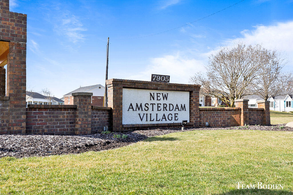 919 Village Lane