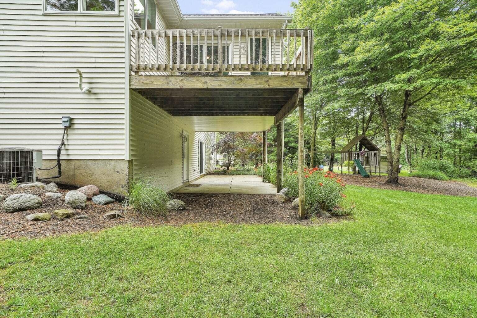 2482 Marfield Drive SW